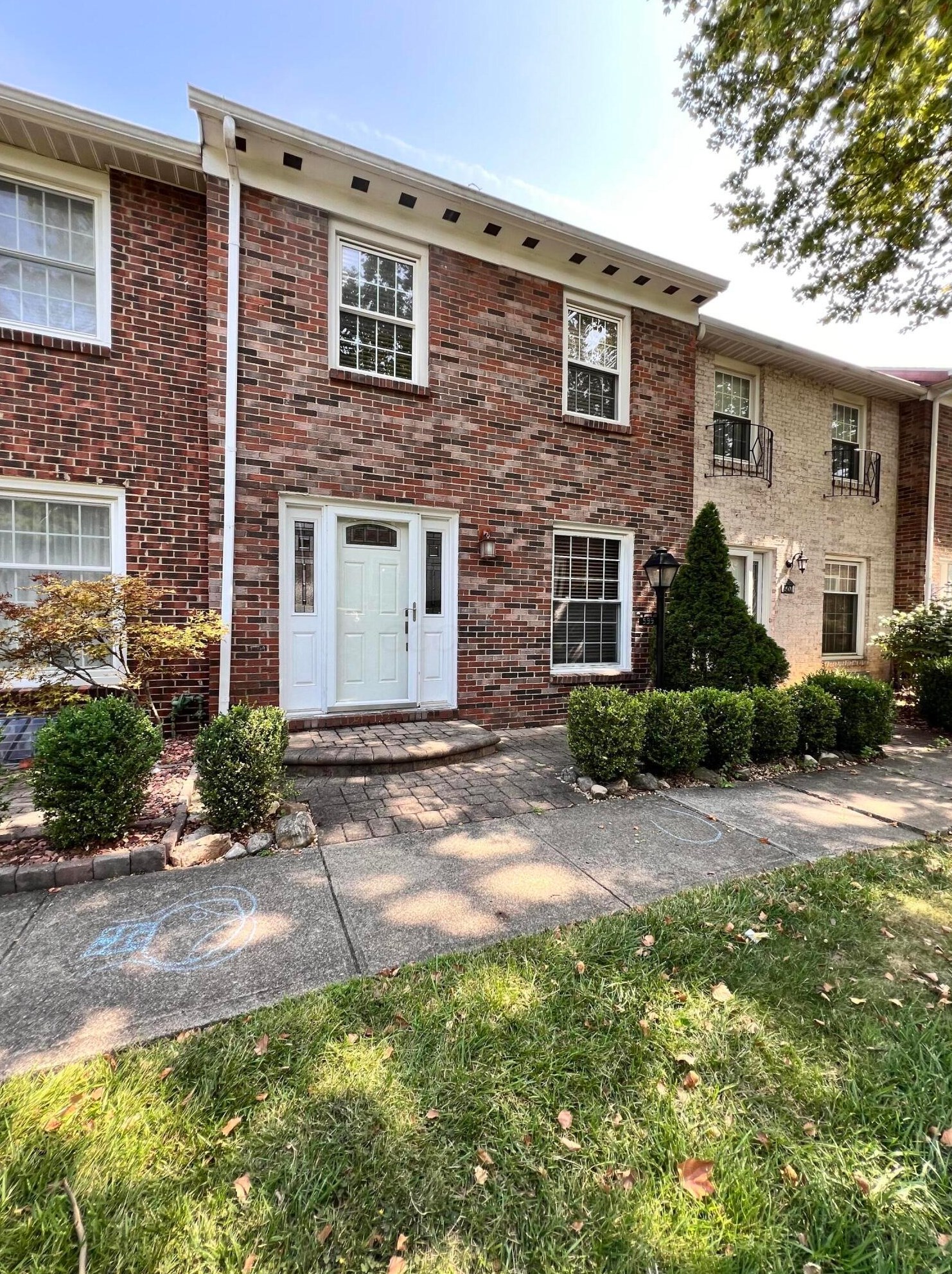 599 Dlyn St, Columbus OH  43228-2522 exterior