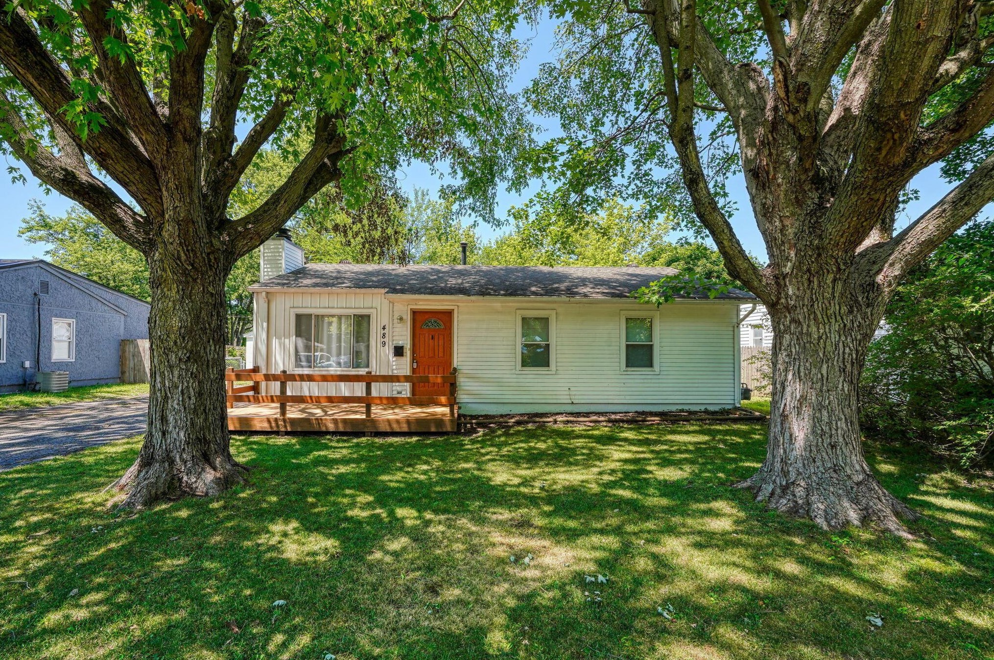 489 Pasadena Ave, Columbus, OH 43228-1146