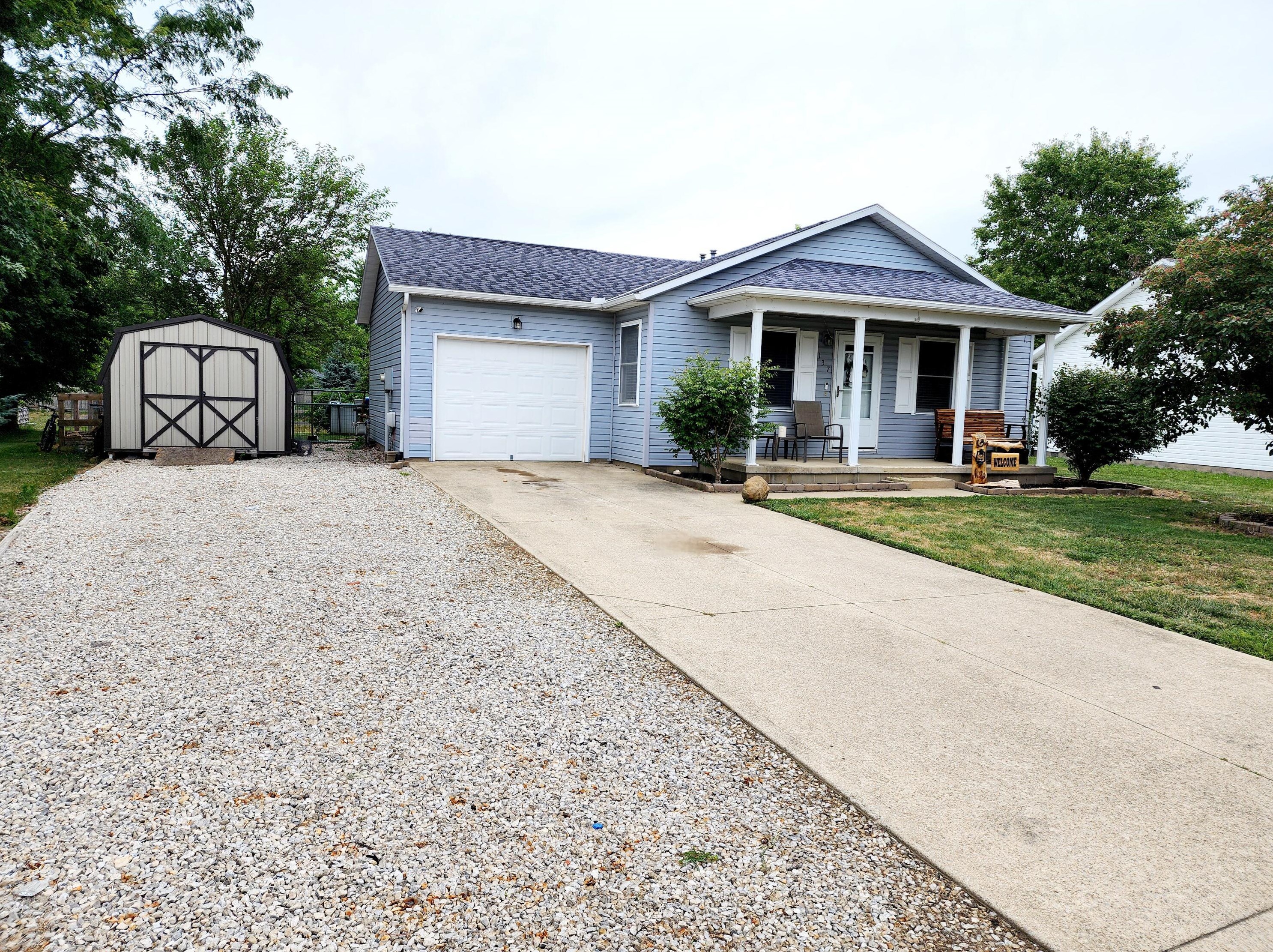 137 Mc Dowell St, Bloomingburg, OH 43106