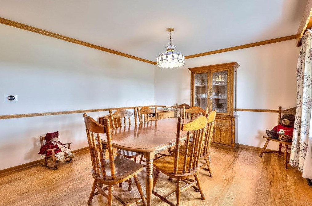 414 S Edgewood Rd, Mount Vernon, OH 43050