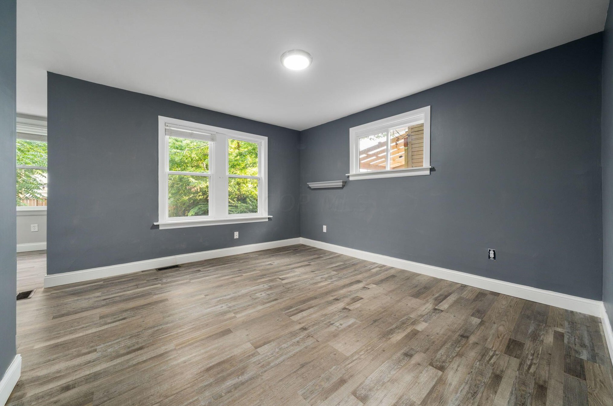 745 Deshler Ave, Columbus OH 43206-2925 exterior