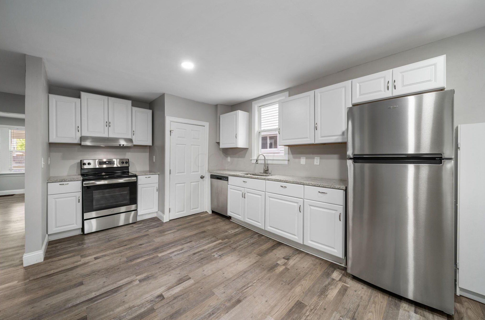 745 Deshler Ave, Columbus OH 43206-2925 exterior