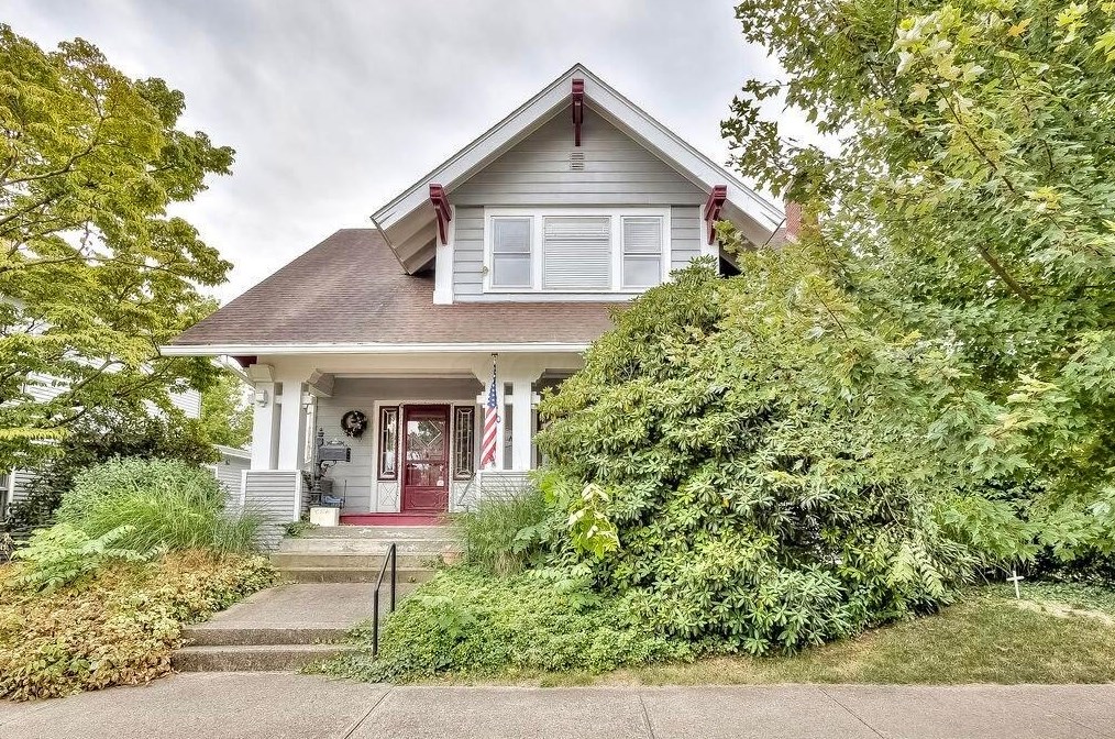 610 E Vine St, Mount Vernon, OH 43050
