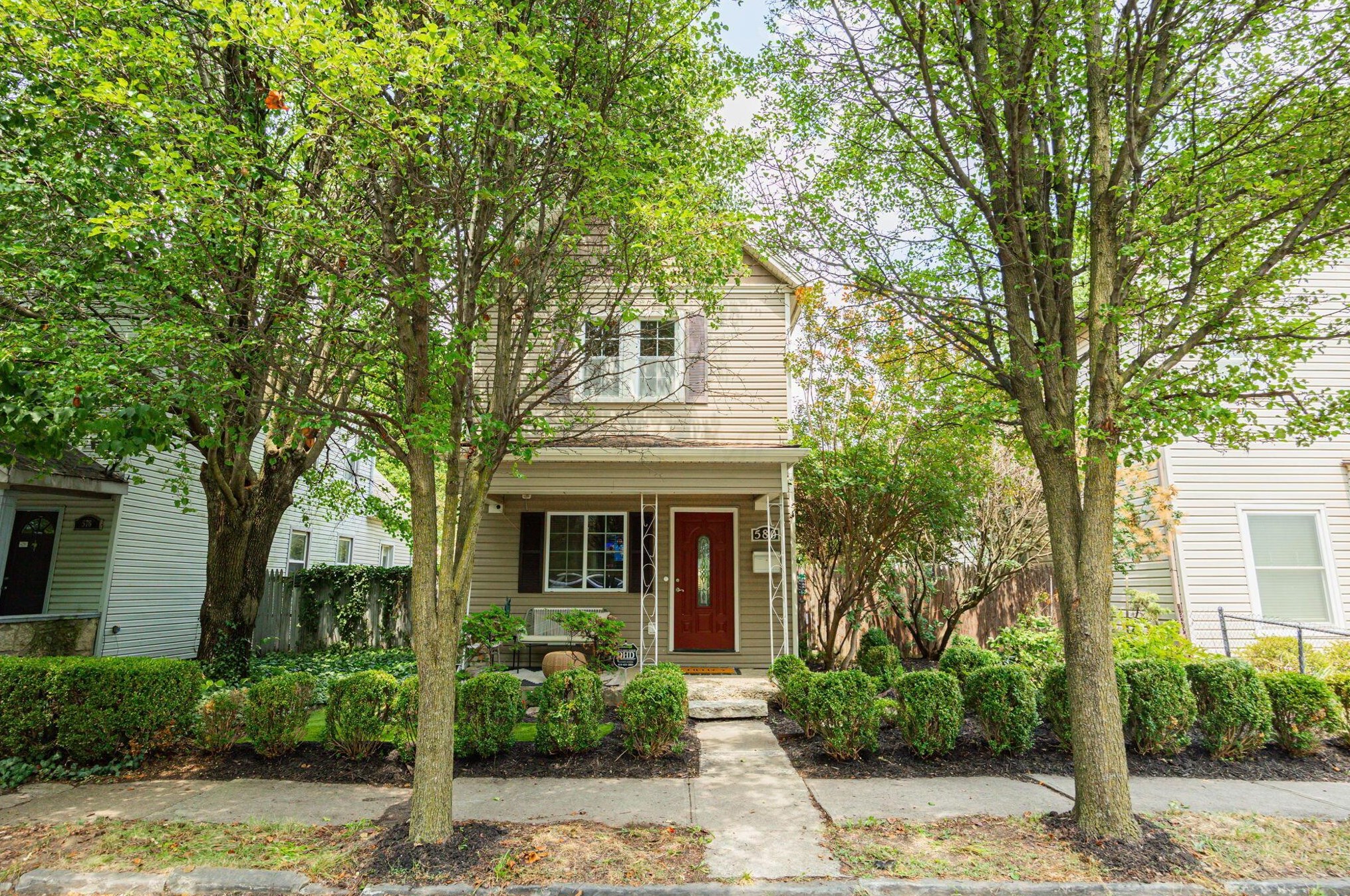 580 Reinhard Ave, Columbus, OH 43206-2855