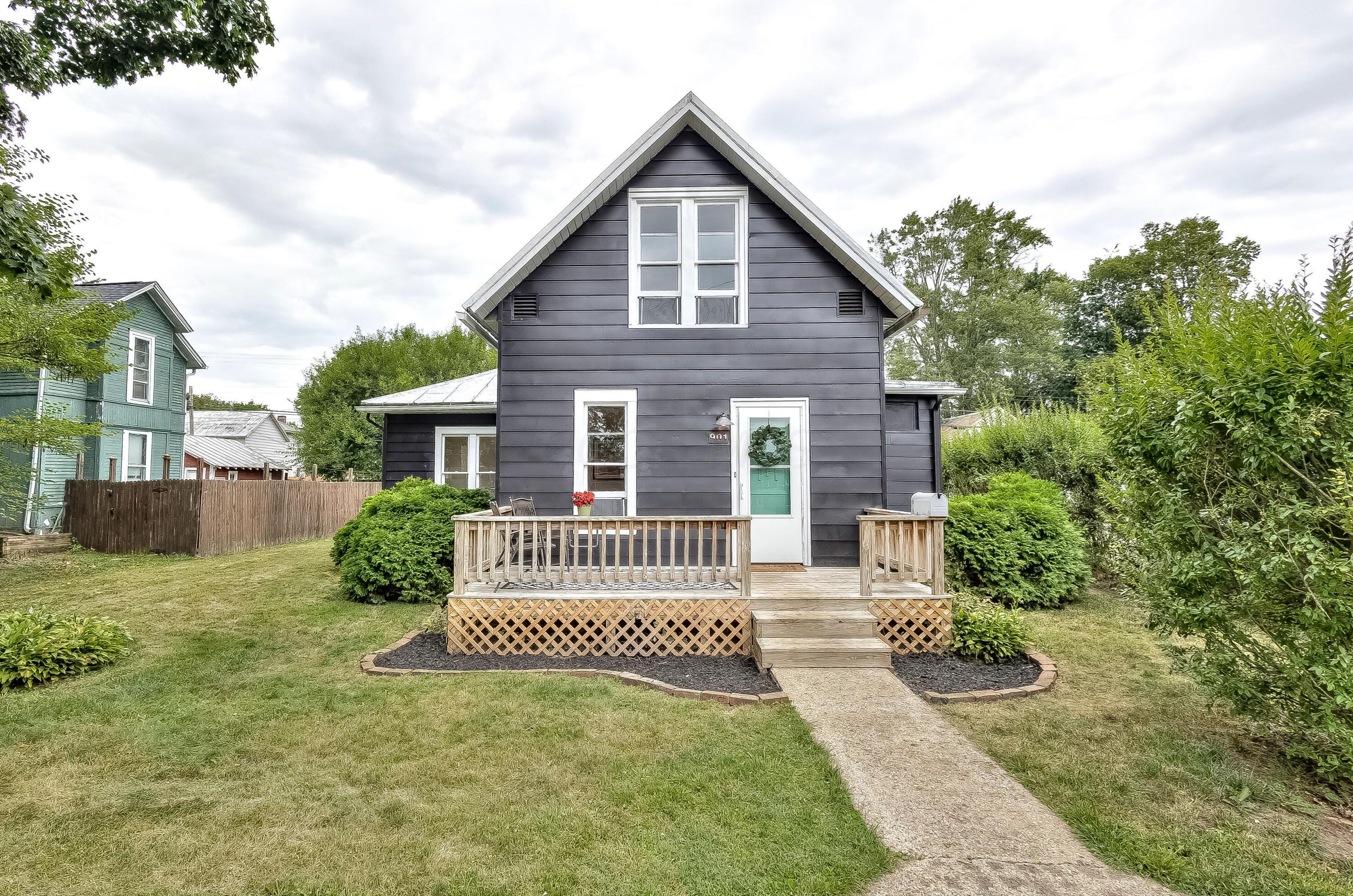 901 W Vine St, Mount Vernon, OH 43050