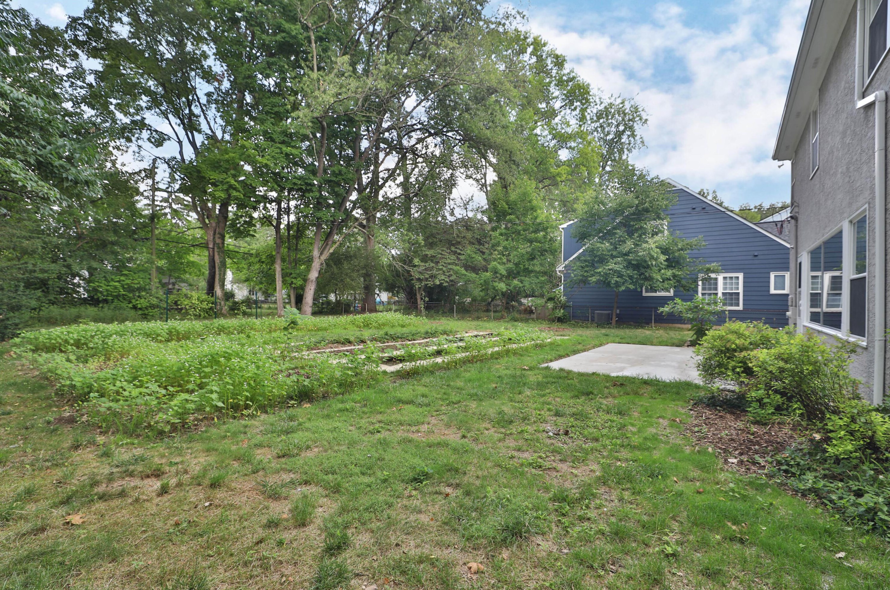 155 Roosevelt Ave, Columbus OH  43209-1559 exterior