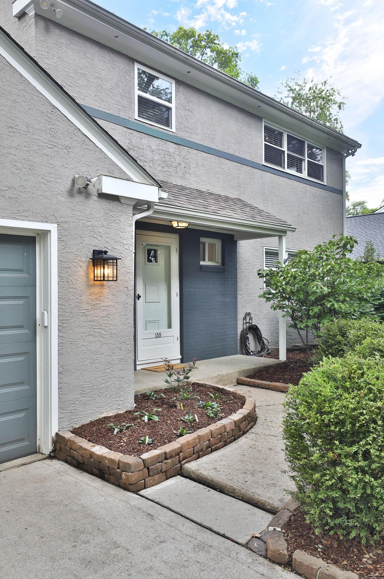 155 Roosevelt Ave, Columbus OH  43209-1559 exterior