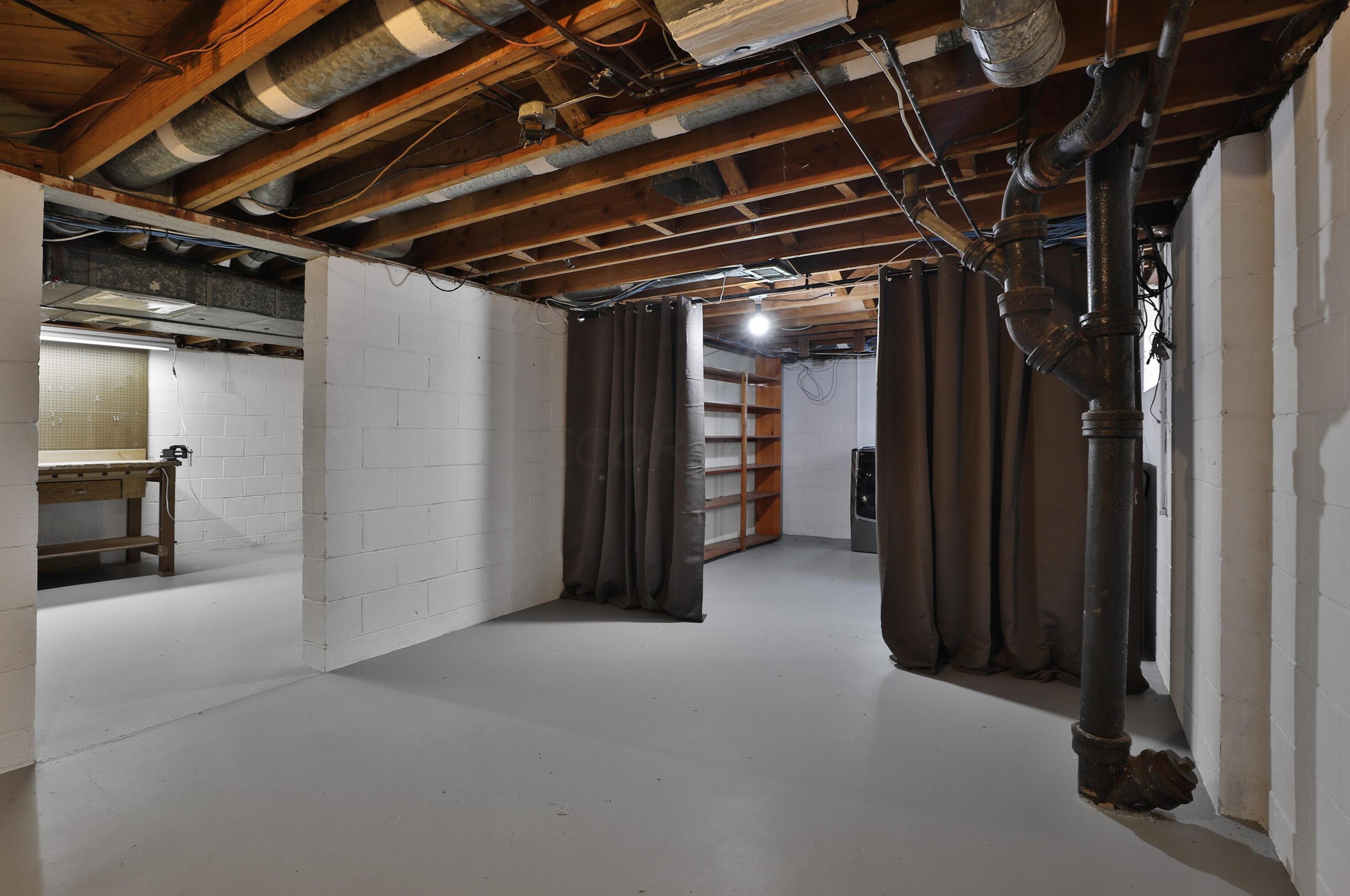 155 Roosevelt Ave, Columbus OH  43209-1559 exterior