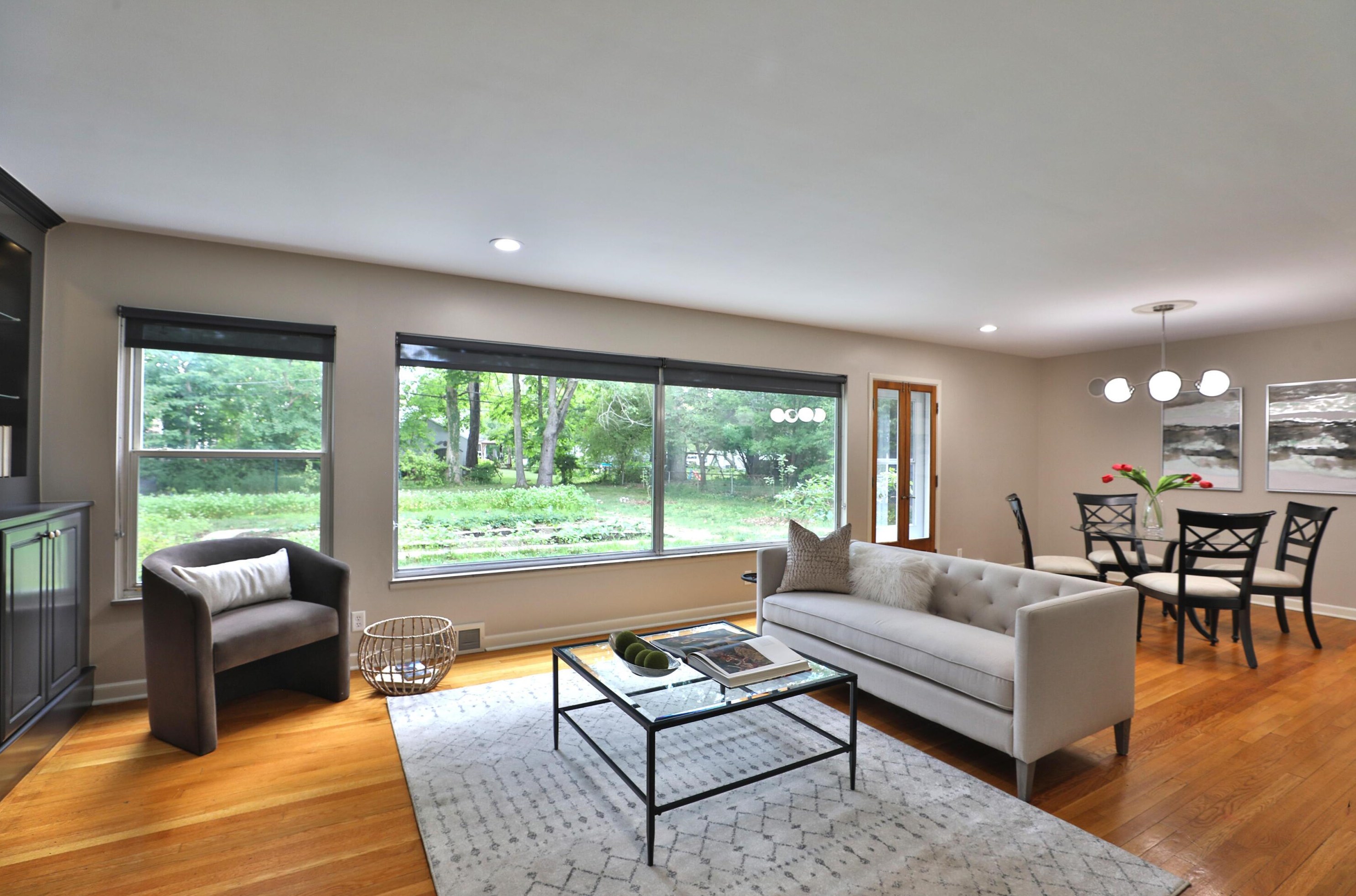 155 Roosevelt Ave, Columbus OH  43209-1559 exterior