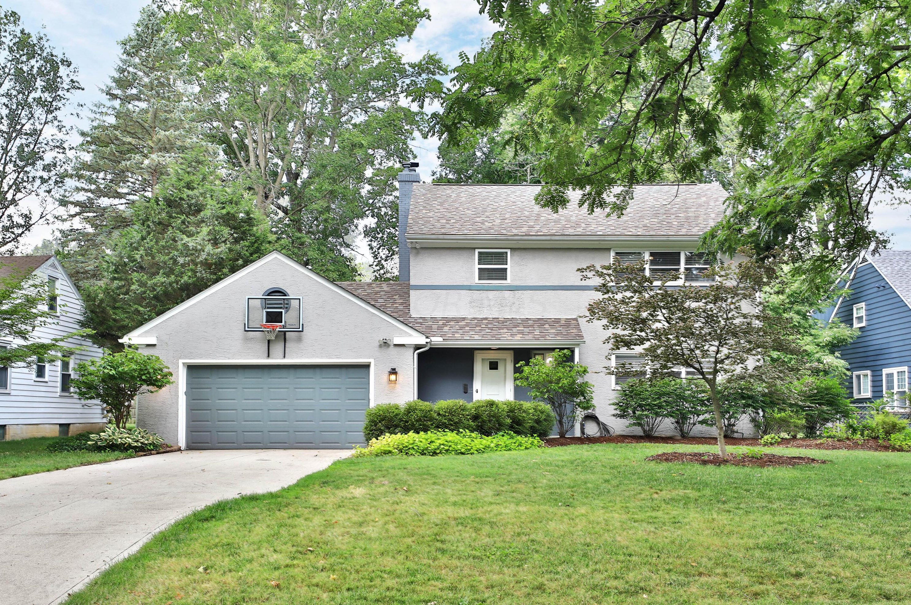 155 Roosevelt Ave, Columbus OH  43209-1559 exterior