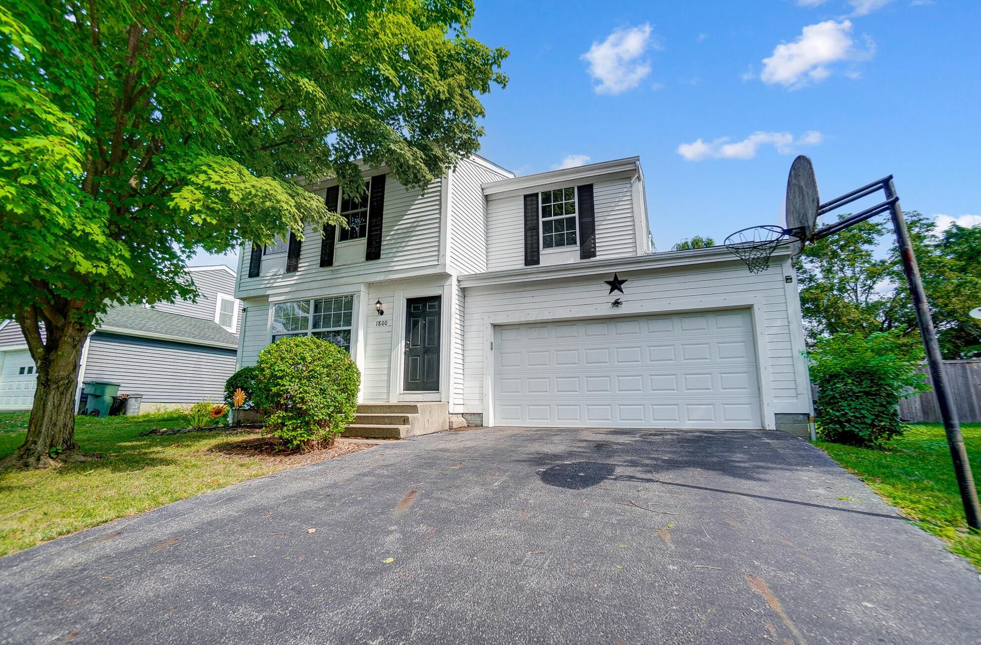 1800 Galleon Blvd, Hilliard, OH 43026