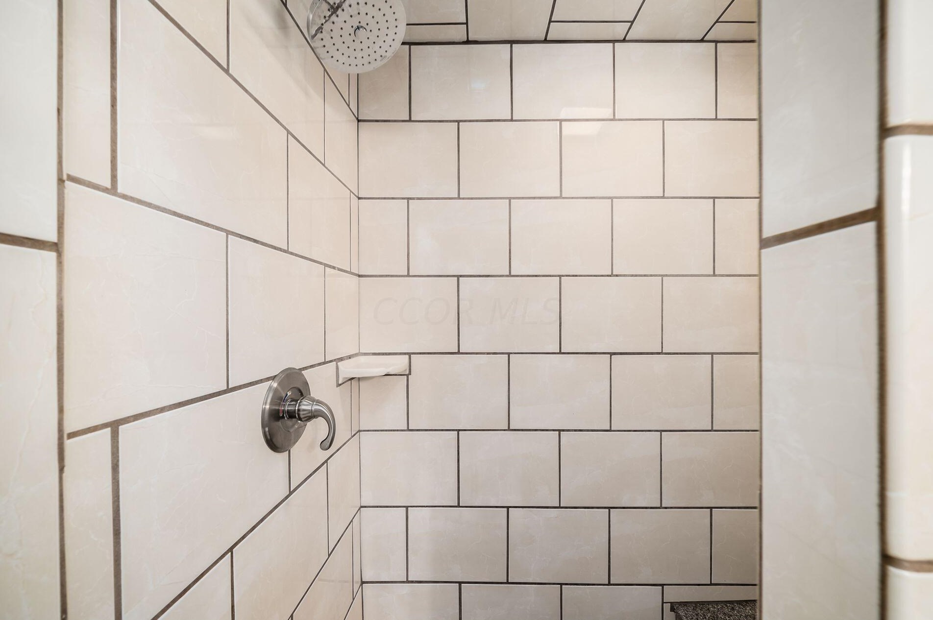 314 Wyandotte Ave, Columbus OH  43202-3138 exterior