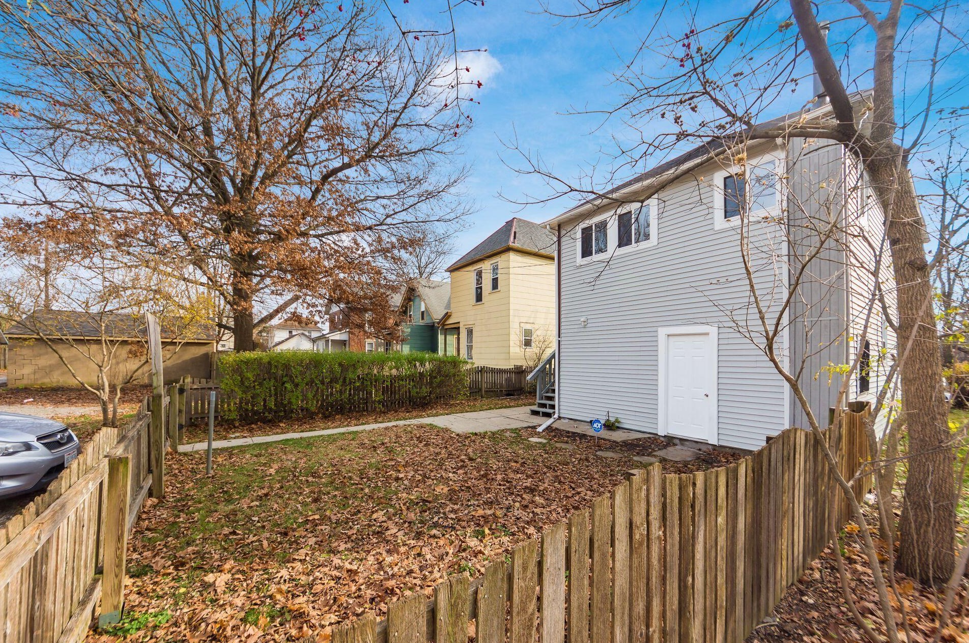 314 Wyandotte Ave, Columbus OH  43202-3138 exterior