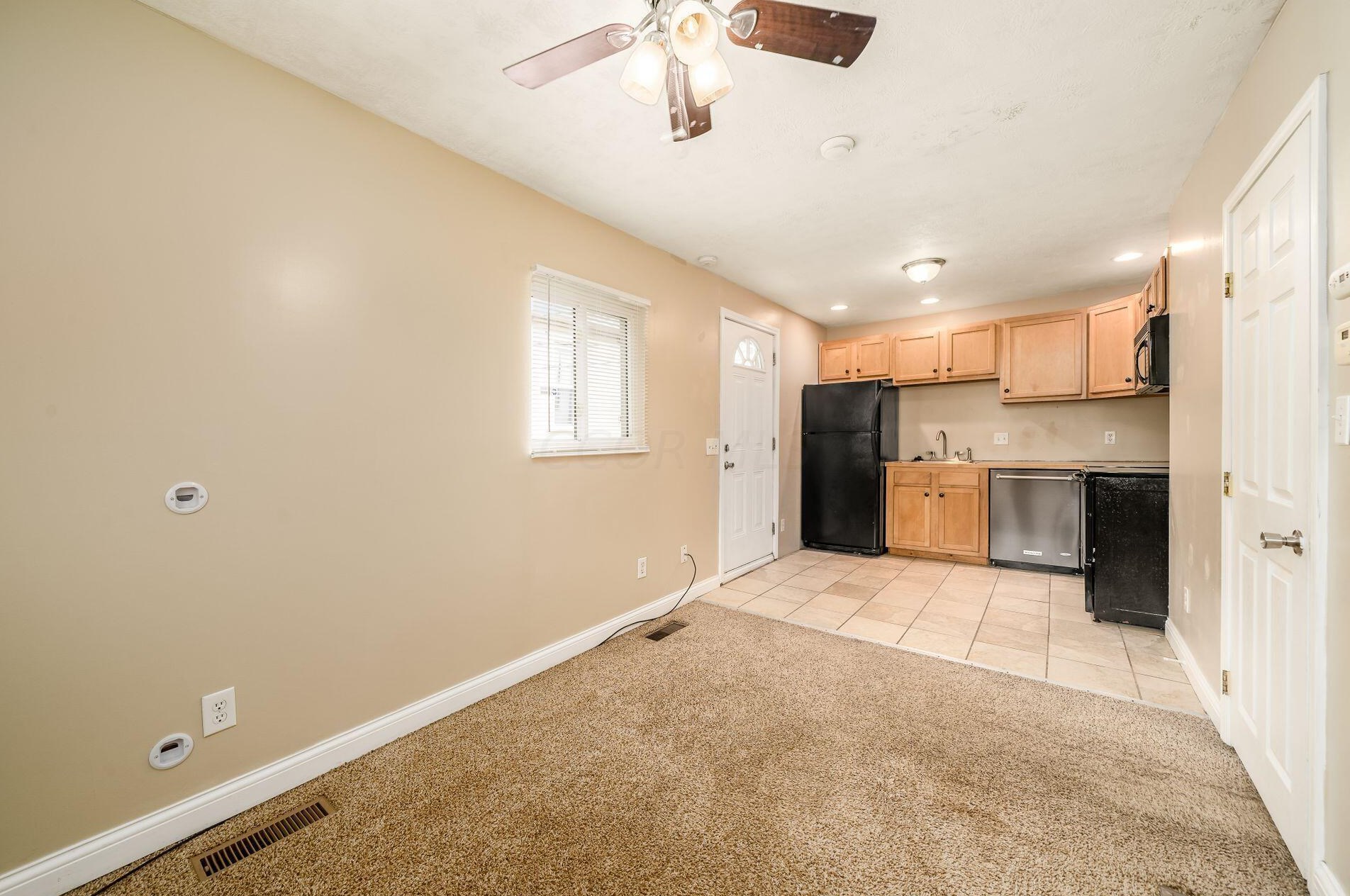 314 Wyandotte Ave, Columbus OH  43202-3138 exterior