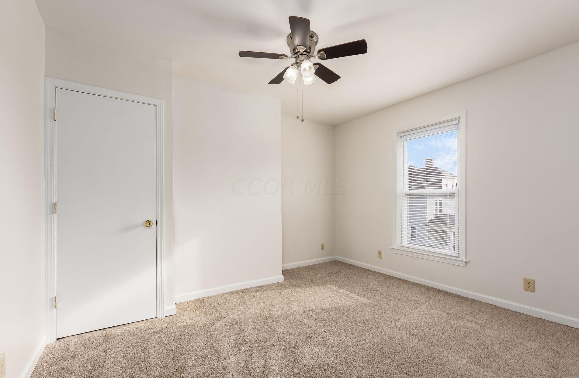 314 Wyandotte Ave, Columbus OH  43202-3138 exterior