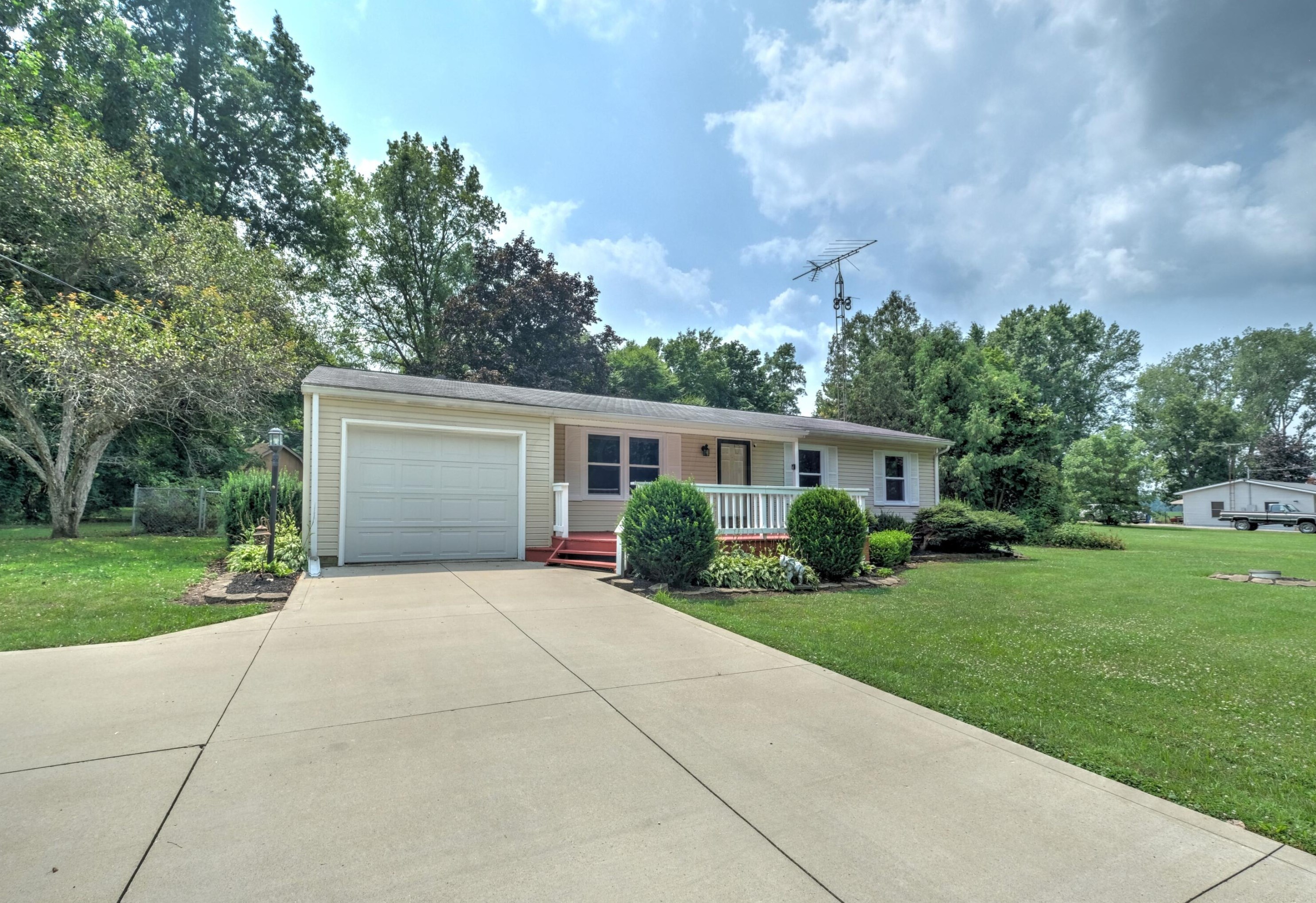 1850 Township Rd 67, Edison, OH 43320