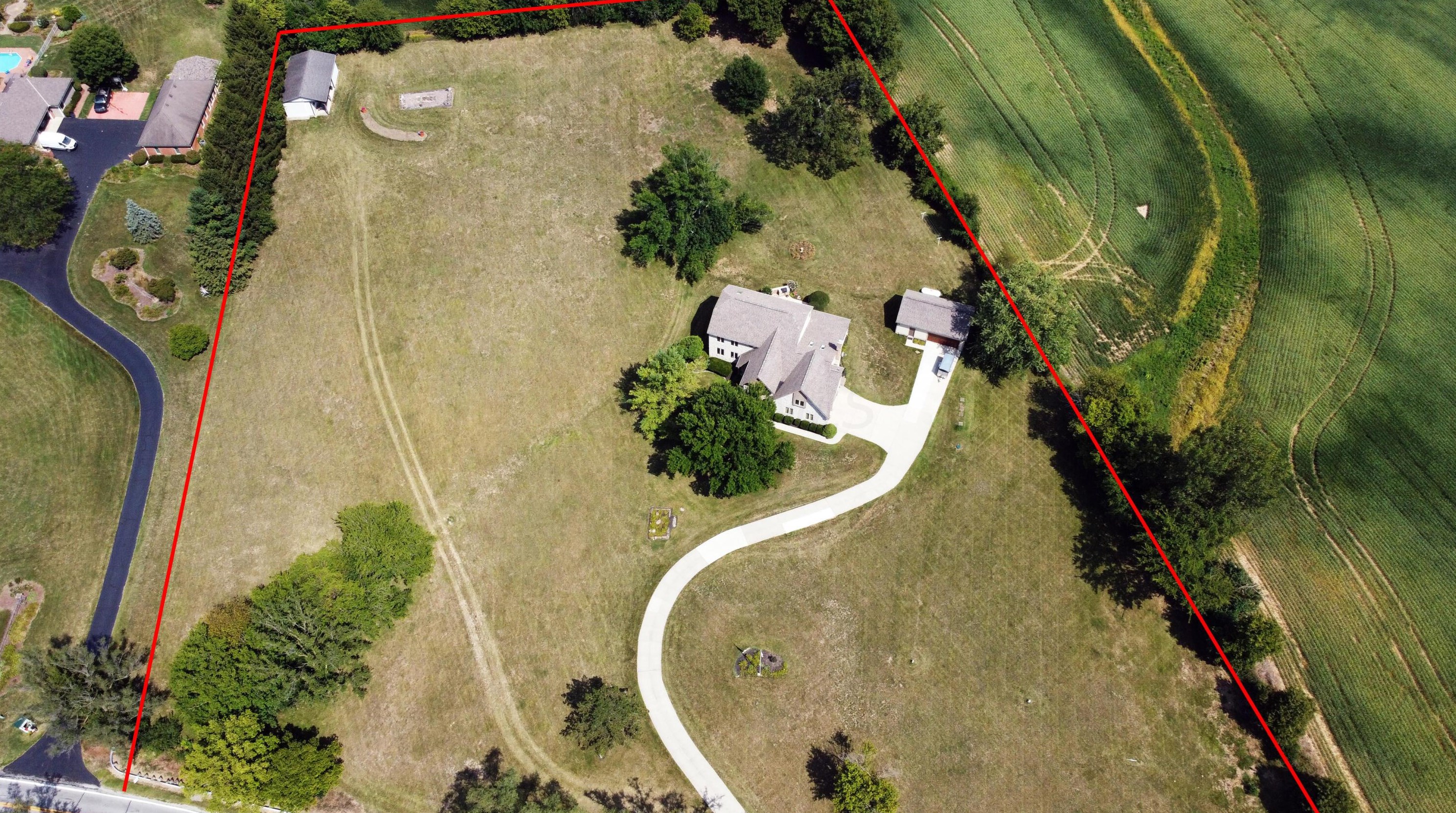 3008 Amity Rd, Hilliard, OH 43026-9736