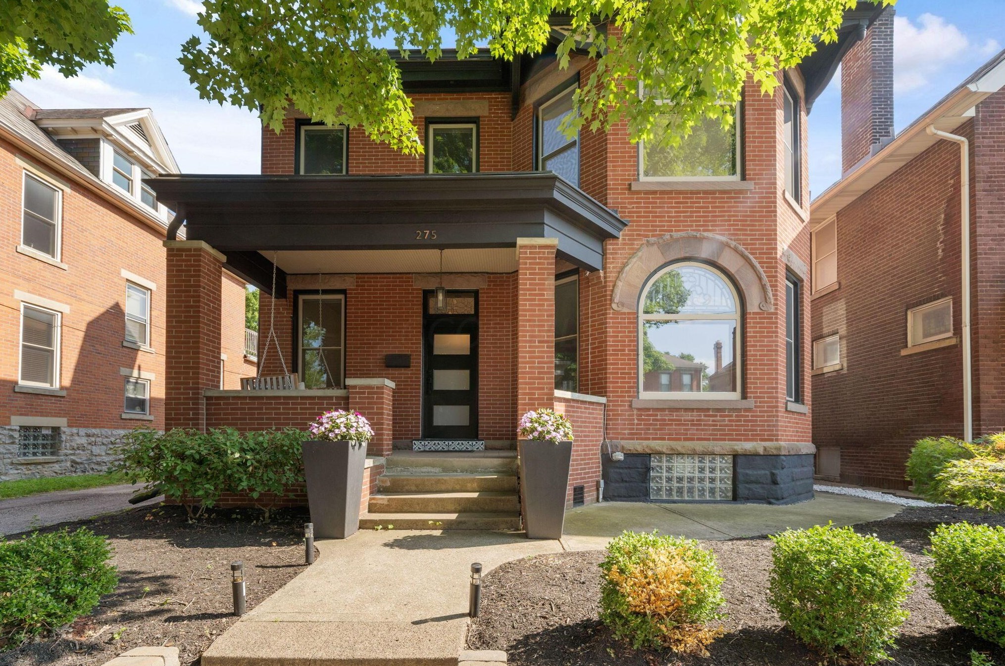 275 Deshler Ave, Columbus, OH 43206-2710