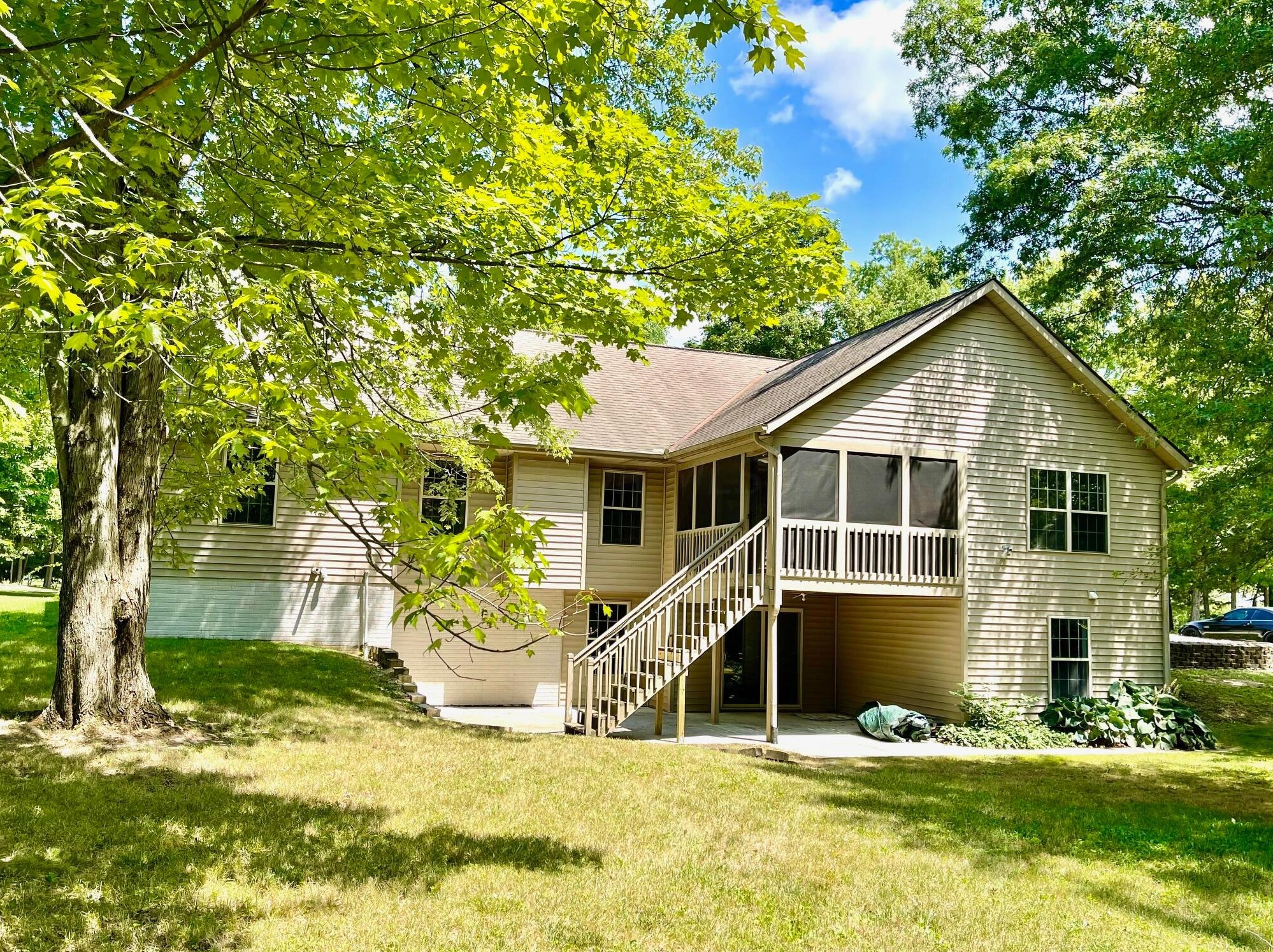 369 Riva Ridge Rd Sw, Pataskala, OH 43062