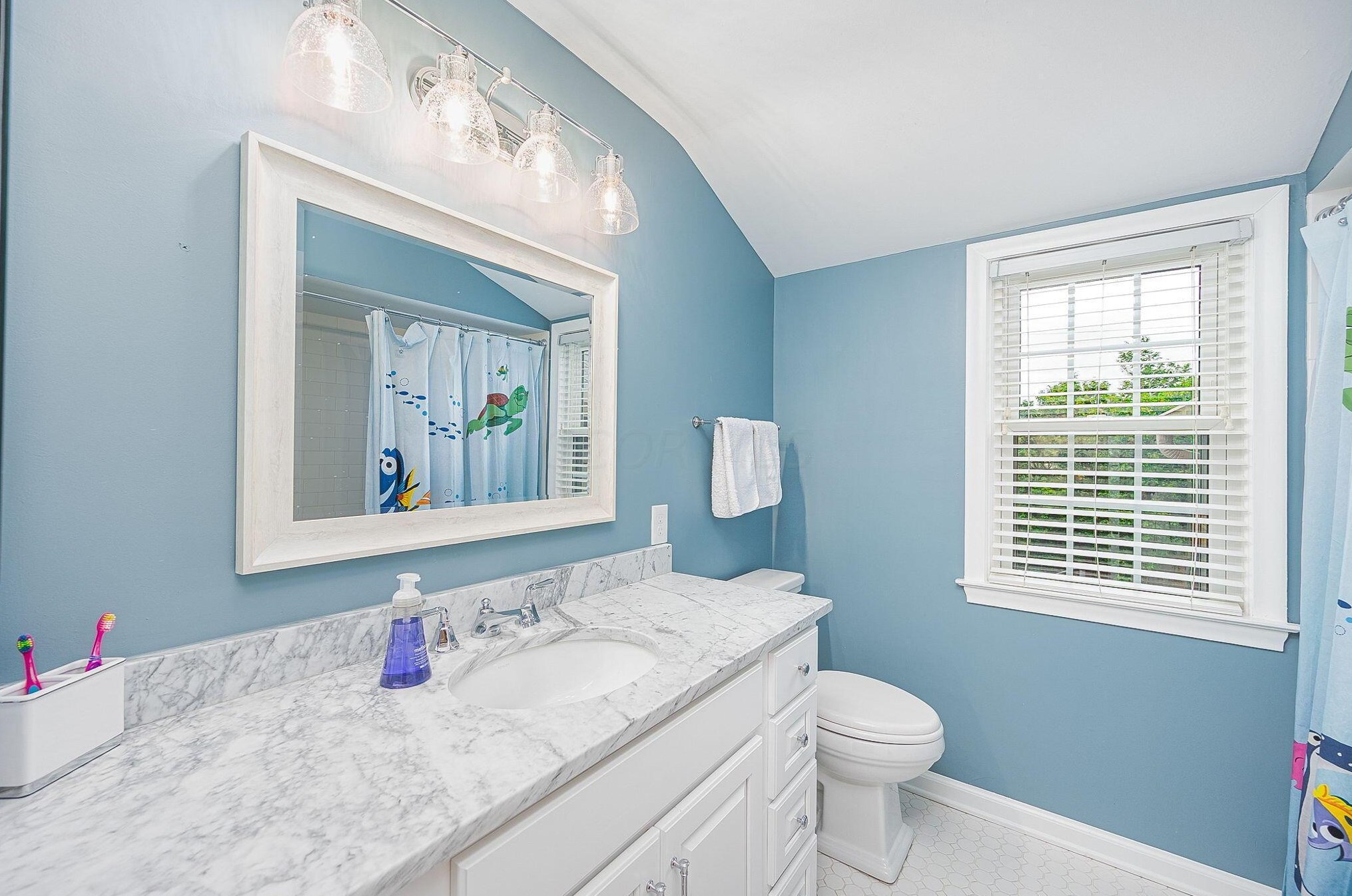 1939 Berkshire Rd, Columbus OH  43221-3745 exterior