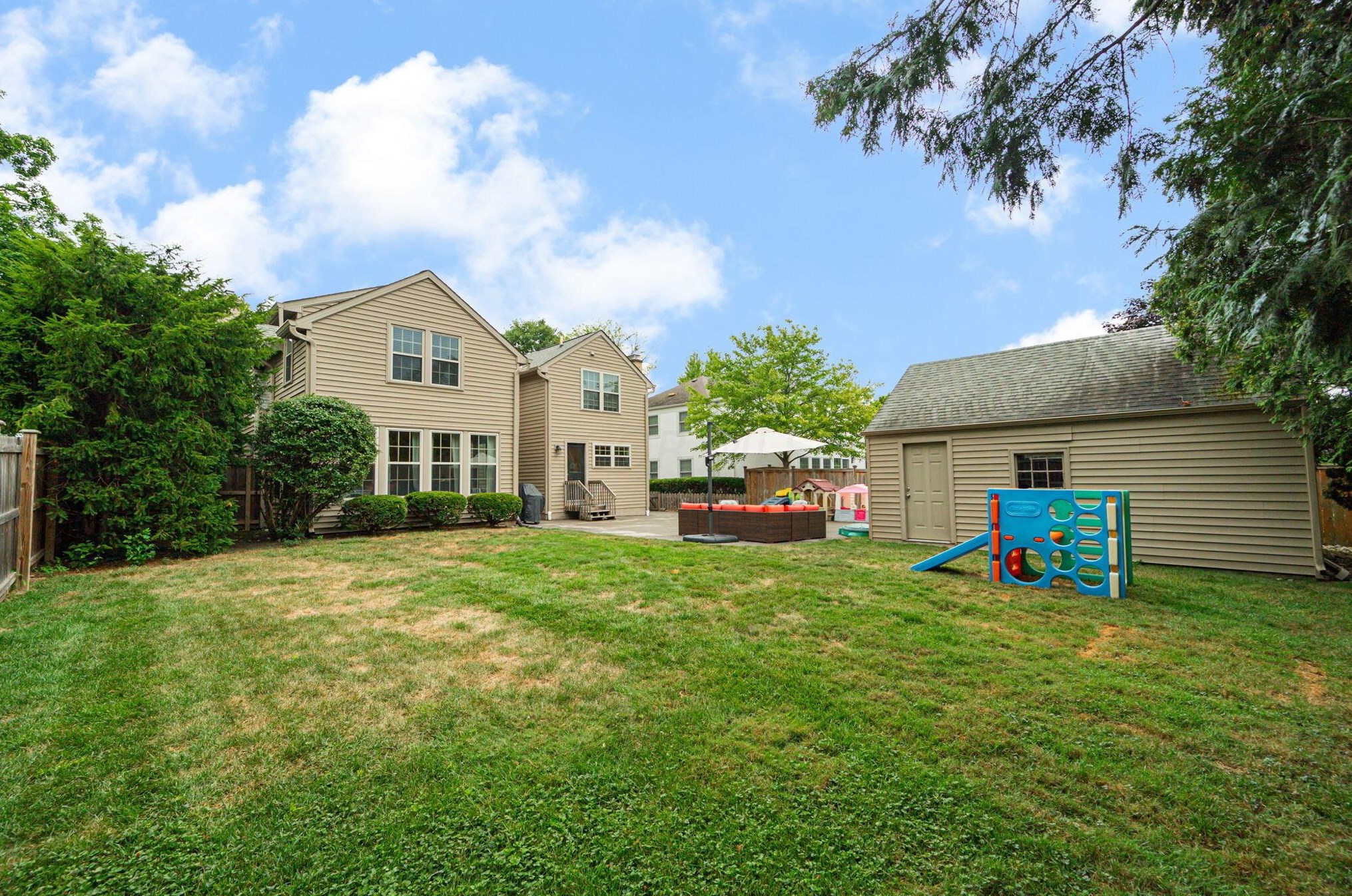 1939 Berkshire Rd, Columbus OH  43221-3745 exterior