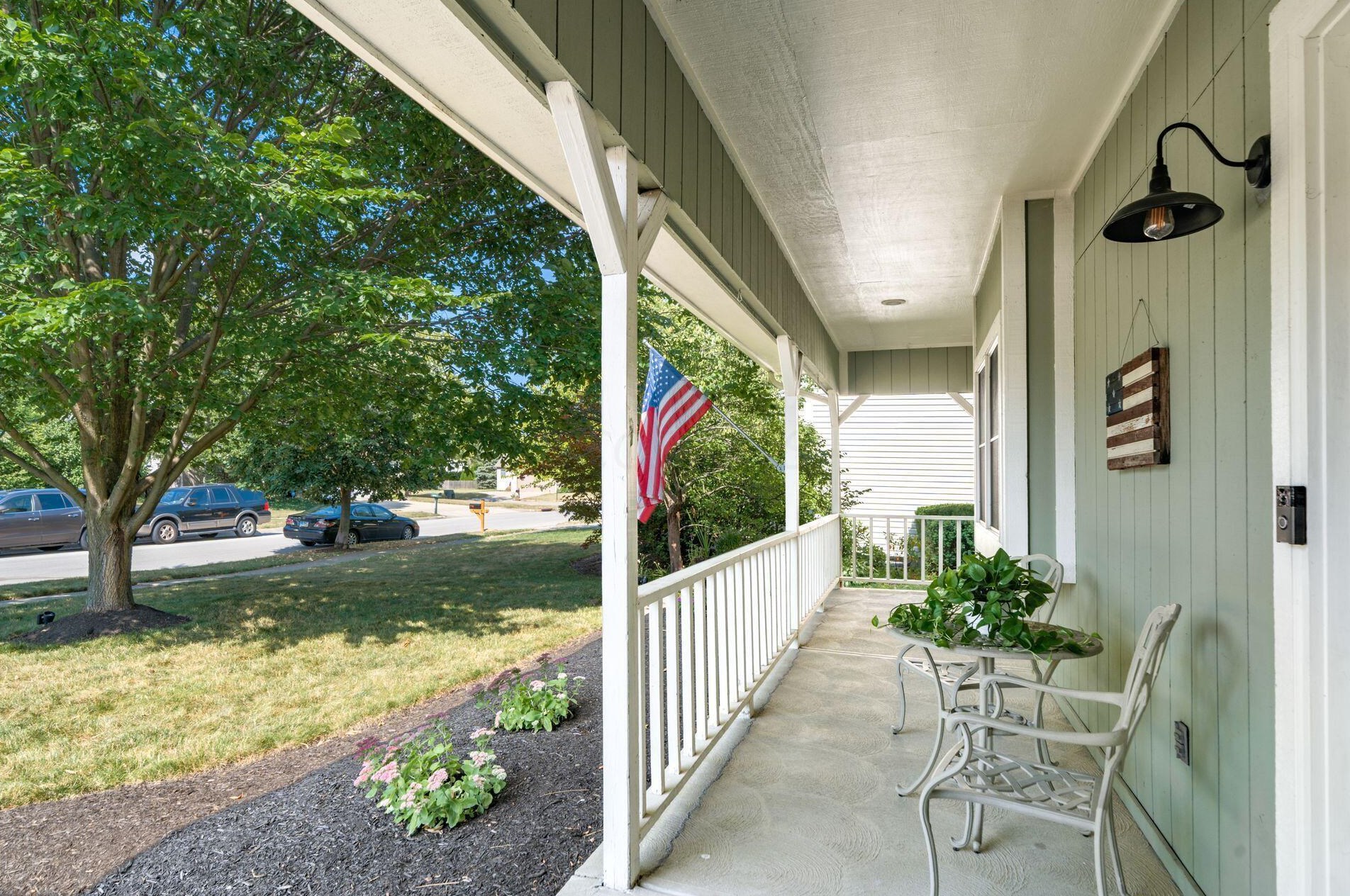 1987 Fraley Dr, Columbus, OH 43235-7542