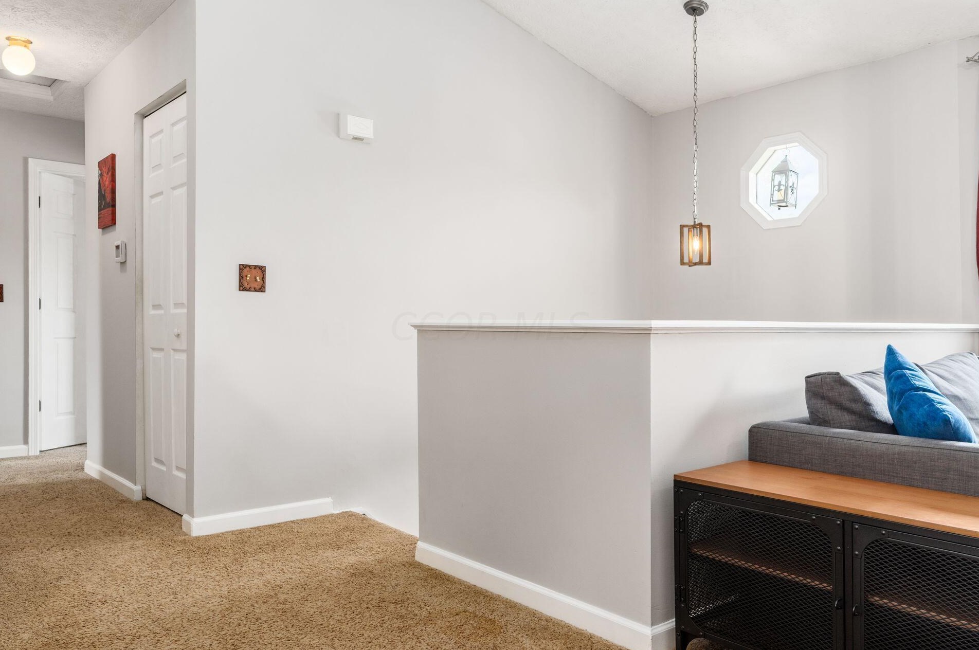 218 Monarch Dr, Pataskala OH  43062-8923 exterior