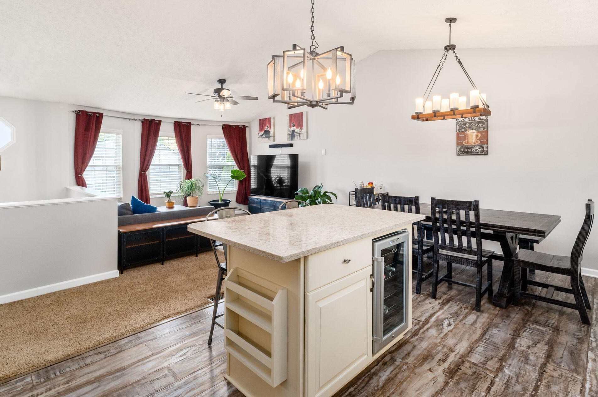 218 Monarch Dr, Pataskala OH  43062-8923 exterior