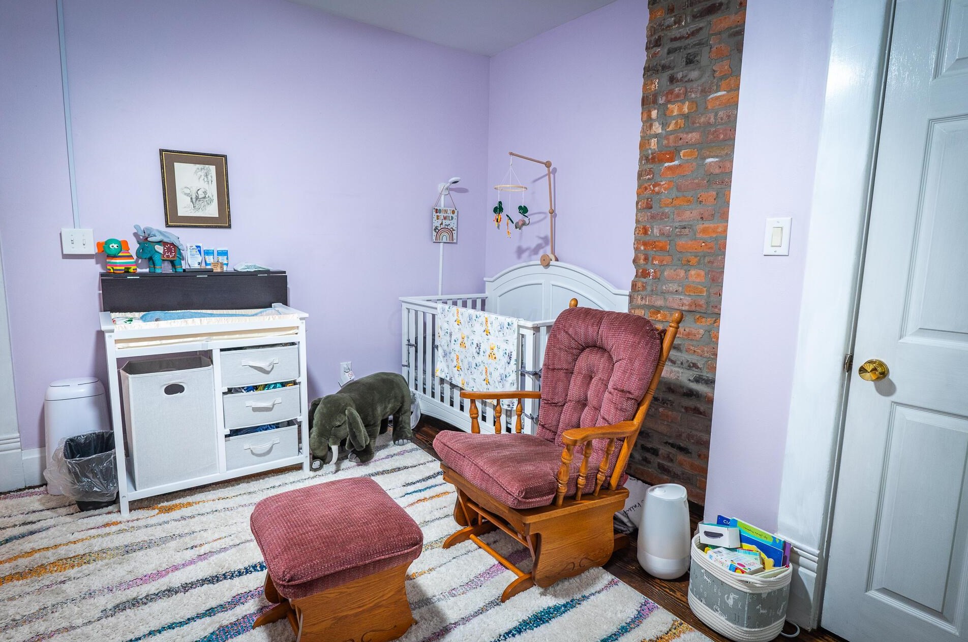 383 Hubbard Ave, Columbus OH 43215-1472 exterior