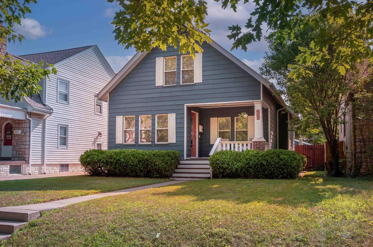236 Brinker Ave, Columbus, OH 43204-2035