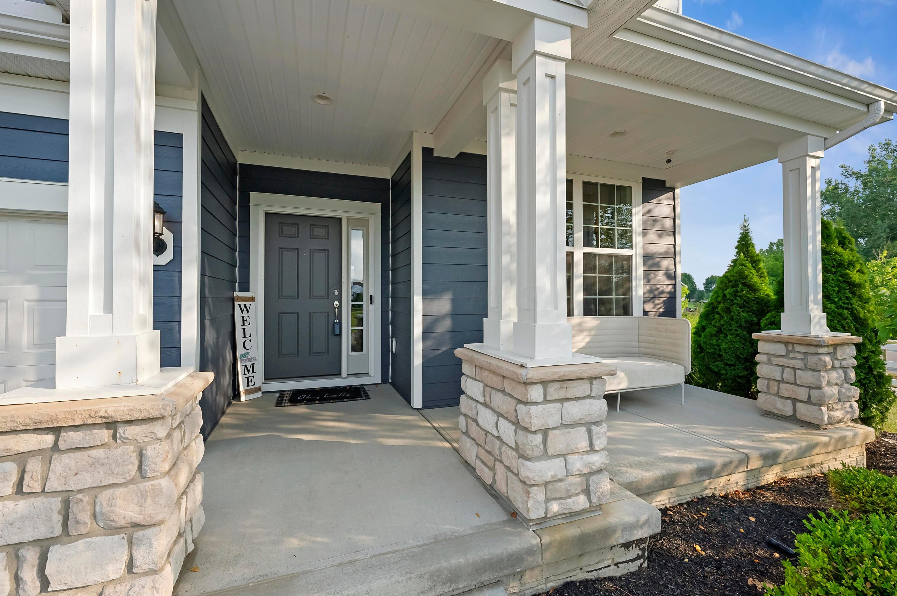 11592 Bridgewater Dr, Pickerington, OH 43147