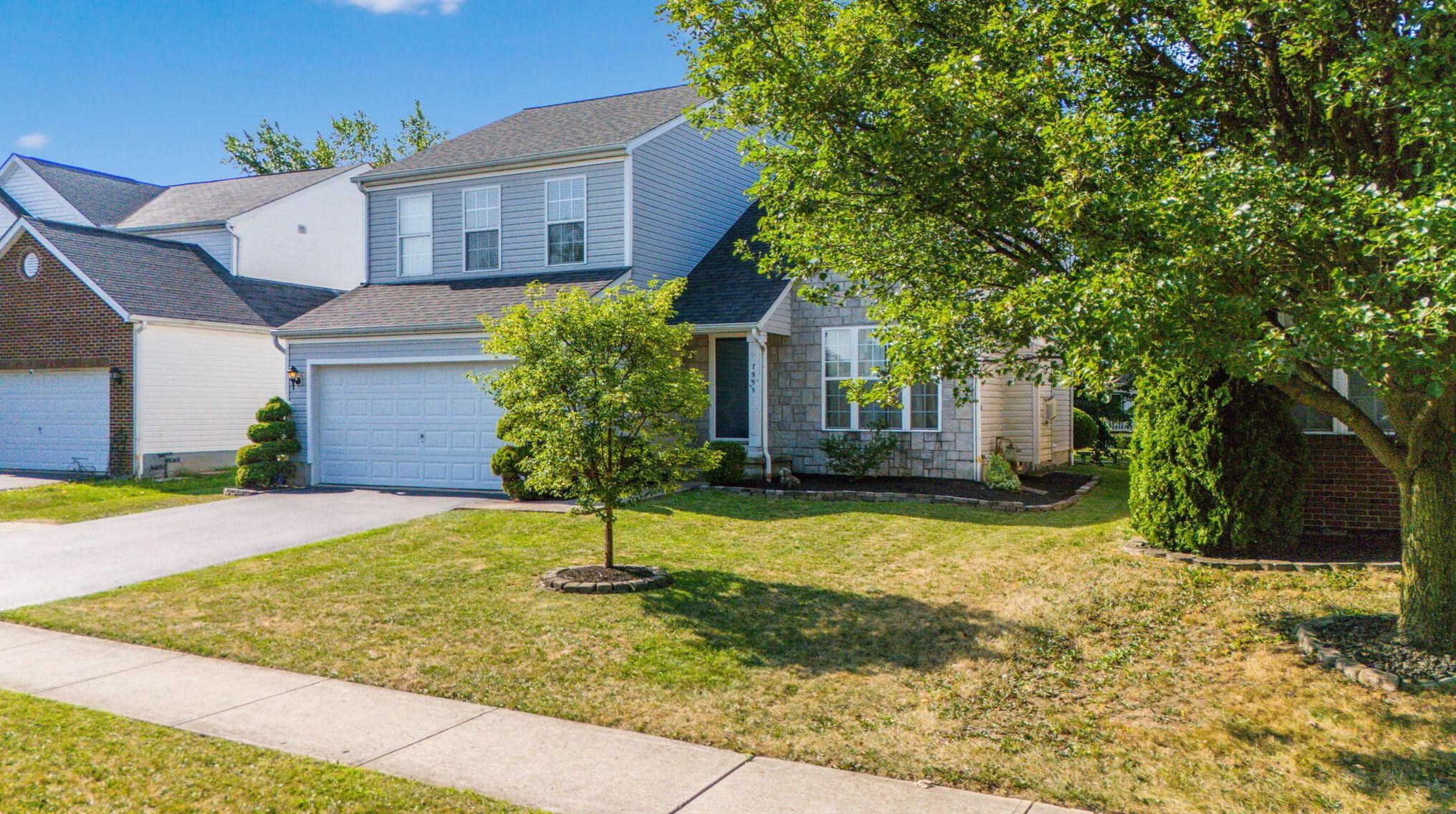 7955 Chapel Stone Rd, Blacklick OH  43004-6013 exterior