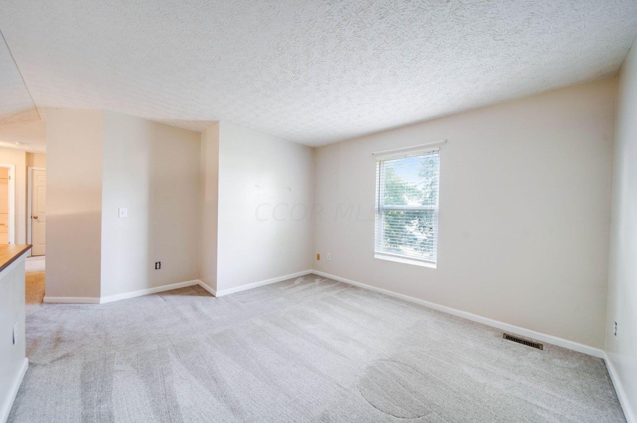 7955 Chapel Stone Rd, Blacklick OH  43004-6013 exterior
