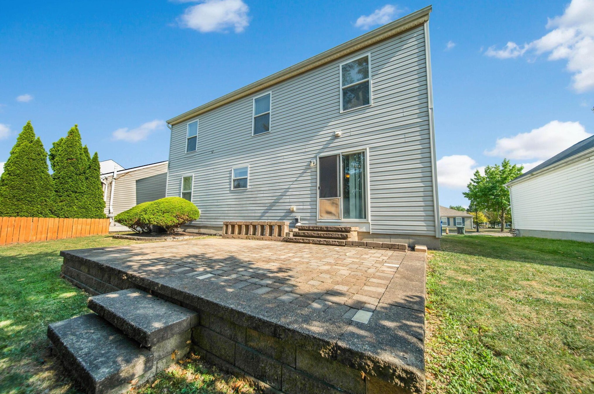 7955 Chapel Stone Rd, Blacklick OH  43004-6013 exterior