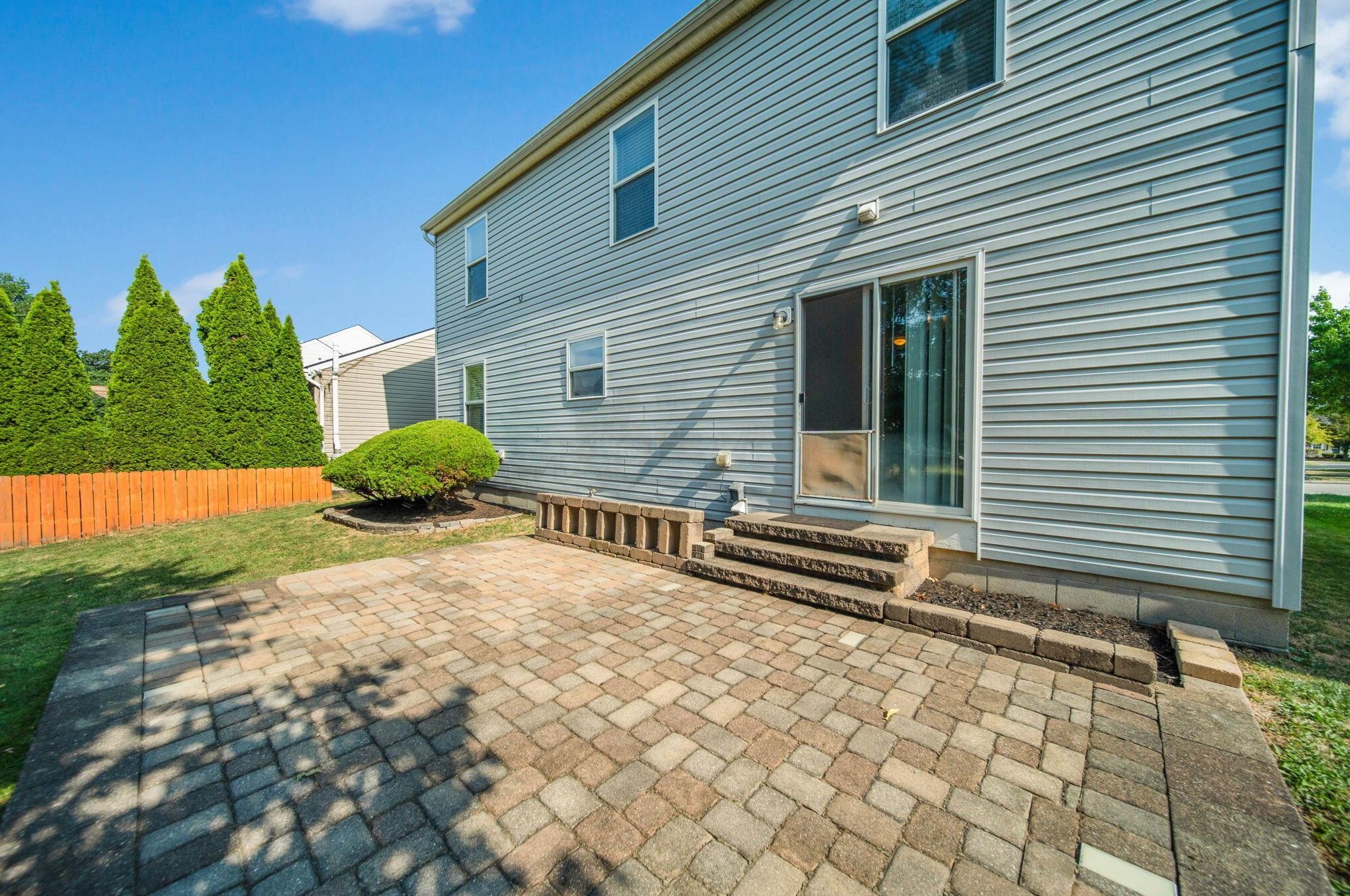 7955 Chapel Stone Rd, Blacklick OH  43004-6013 exterior