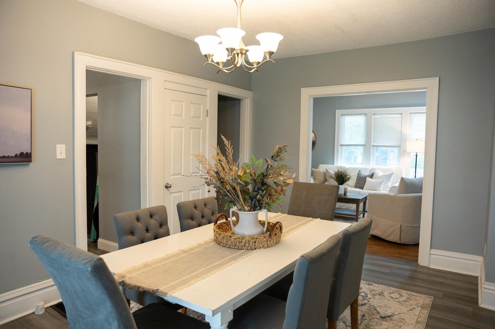 947 Champion Ave, Columbus OH 43206-1565 exterior