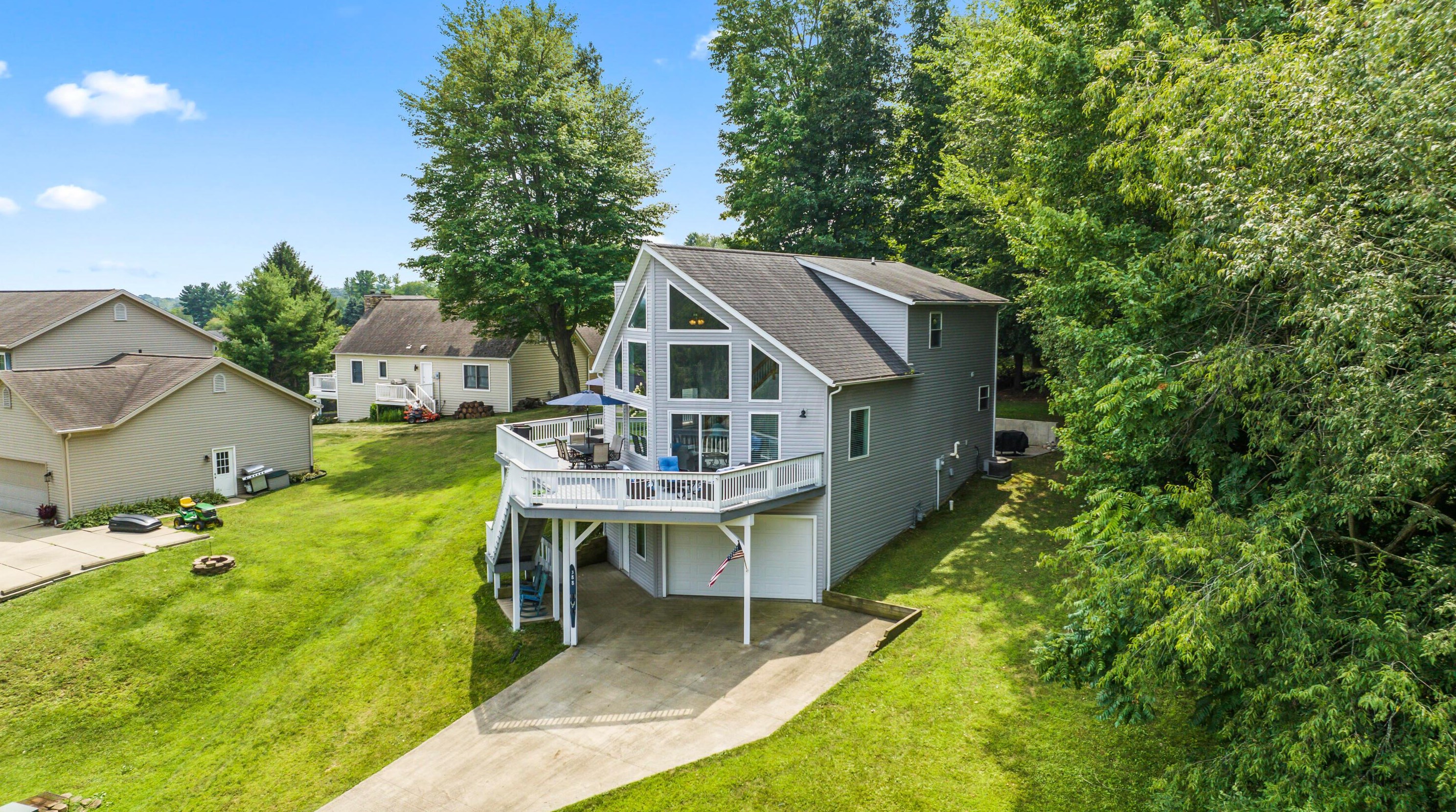 388 Northern Spy Cir, Howard, OH 43028