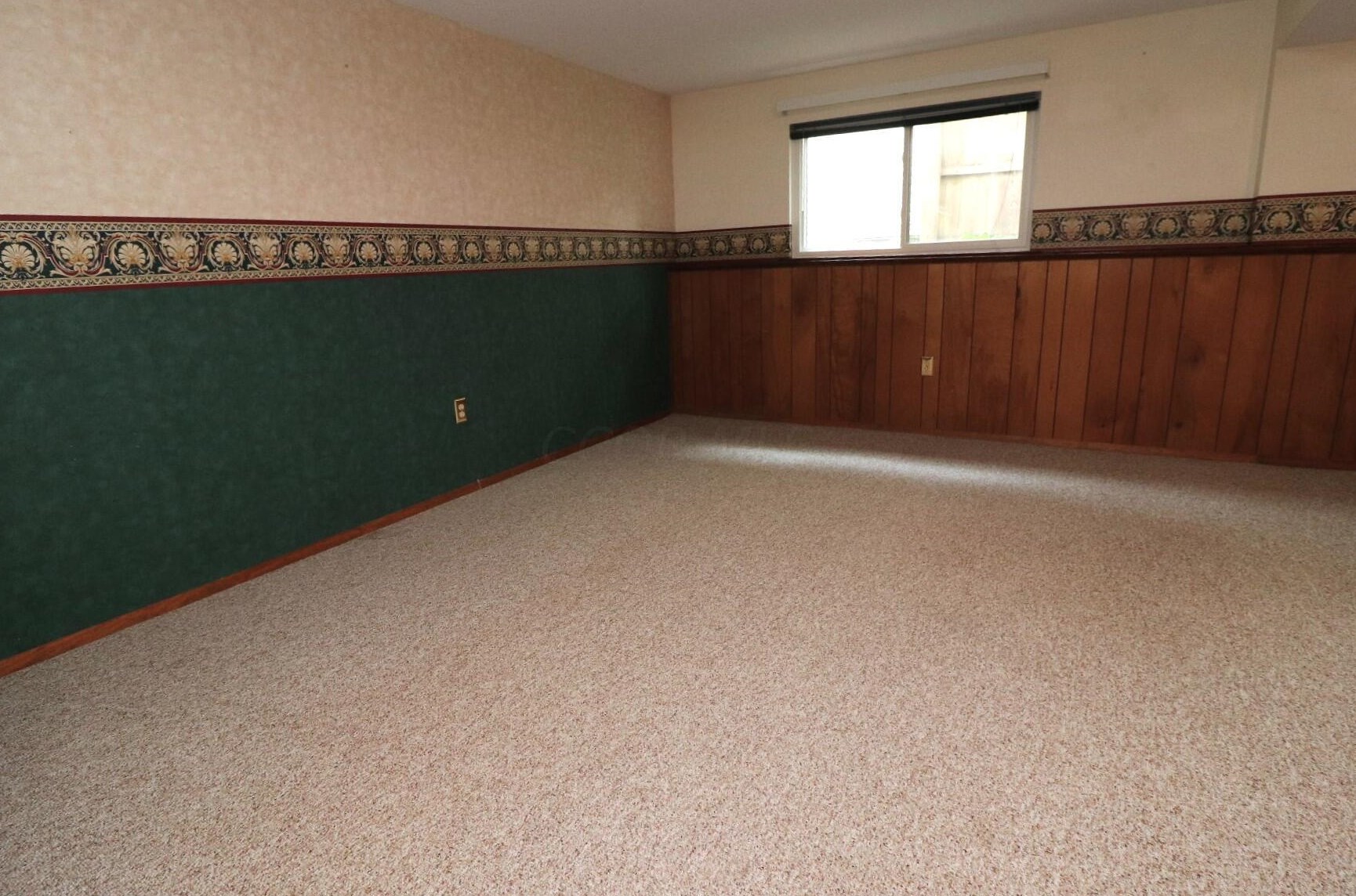 2813 Delcane Dr, Columbus OH  43235-7225 exterior