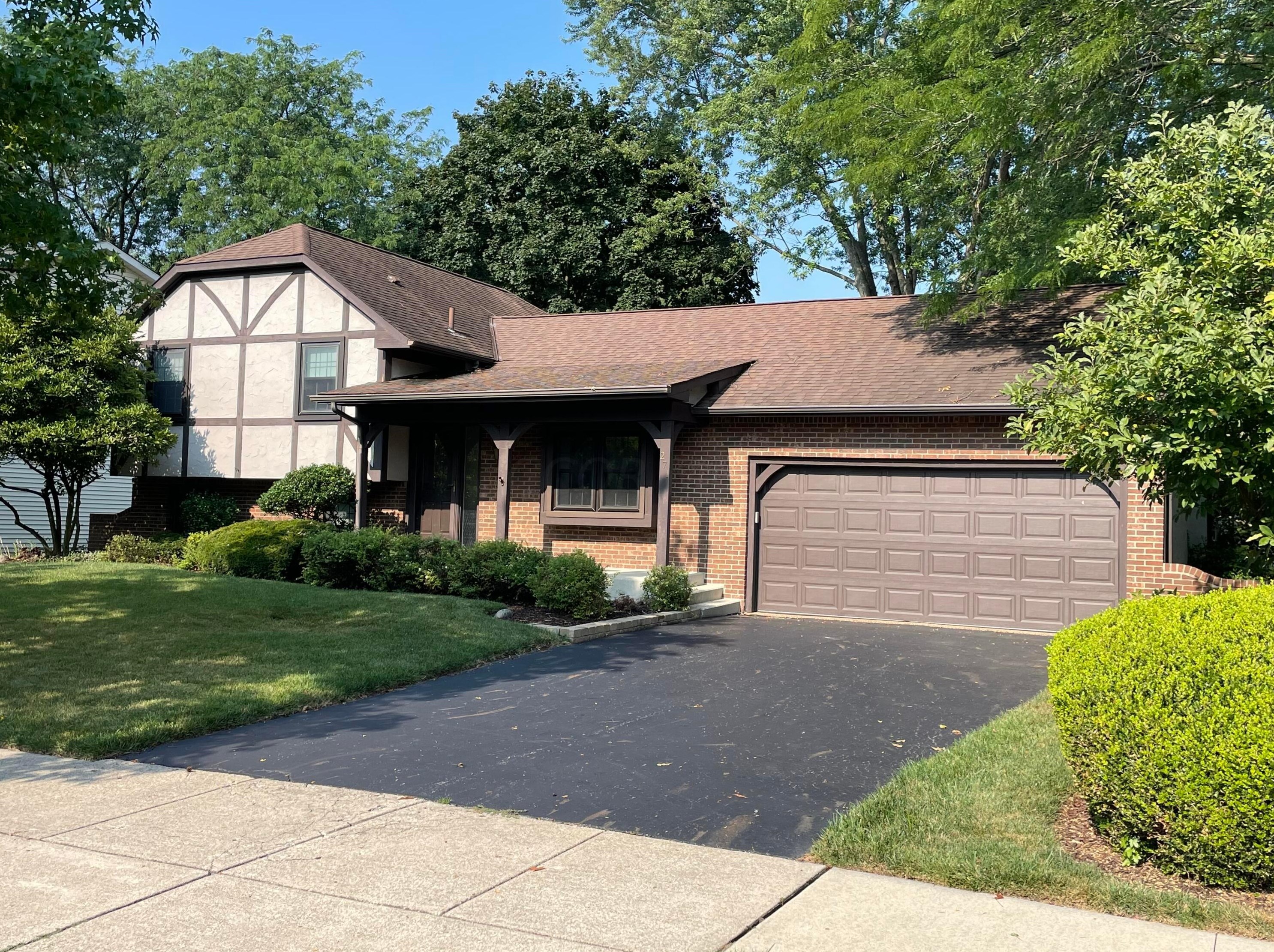 271 Matthew Ave, Westerville, OH 43081