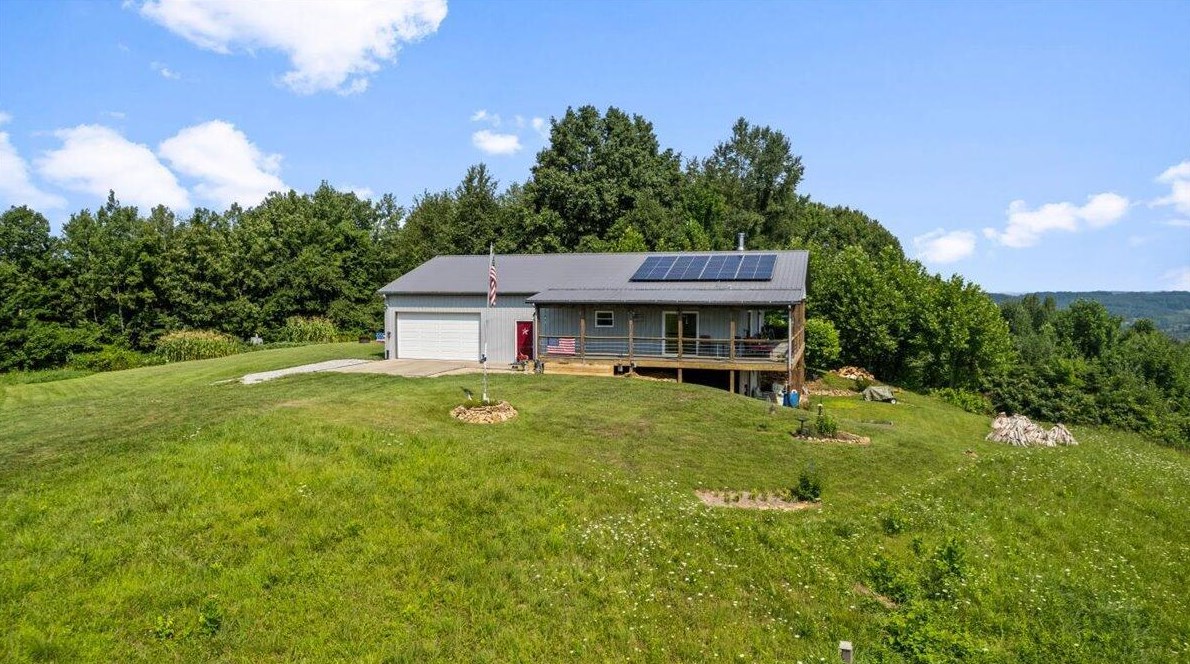 17439 Wagner Rd, Laurelville, OH 43135