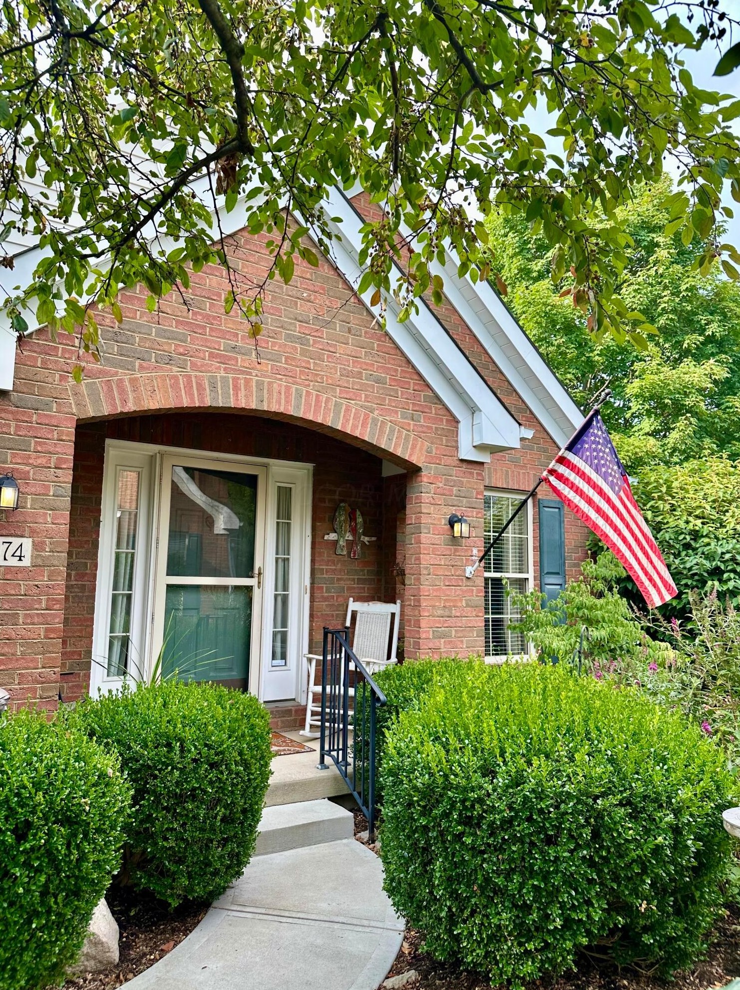 3674 Lakestone Cir, Hilliard, OH 43026