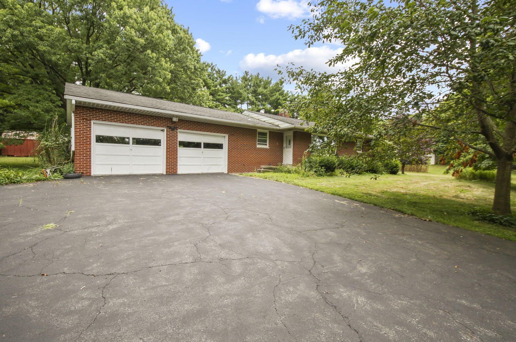 4877 Riverside Dr, Delaware, OH 43015