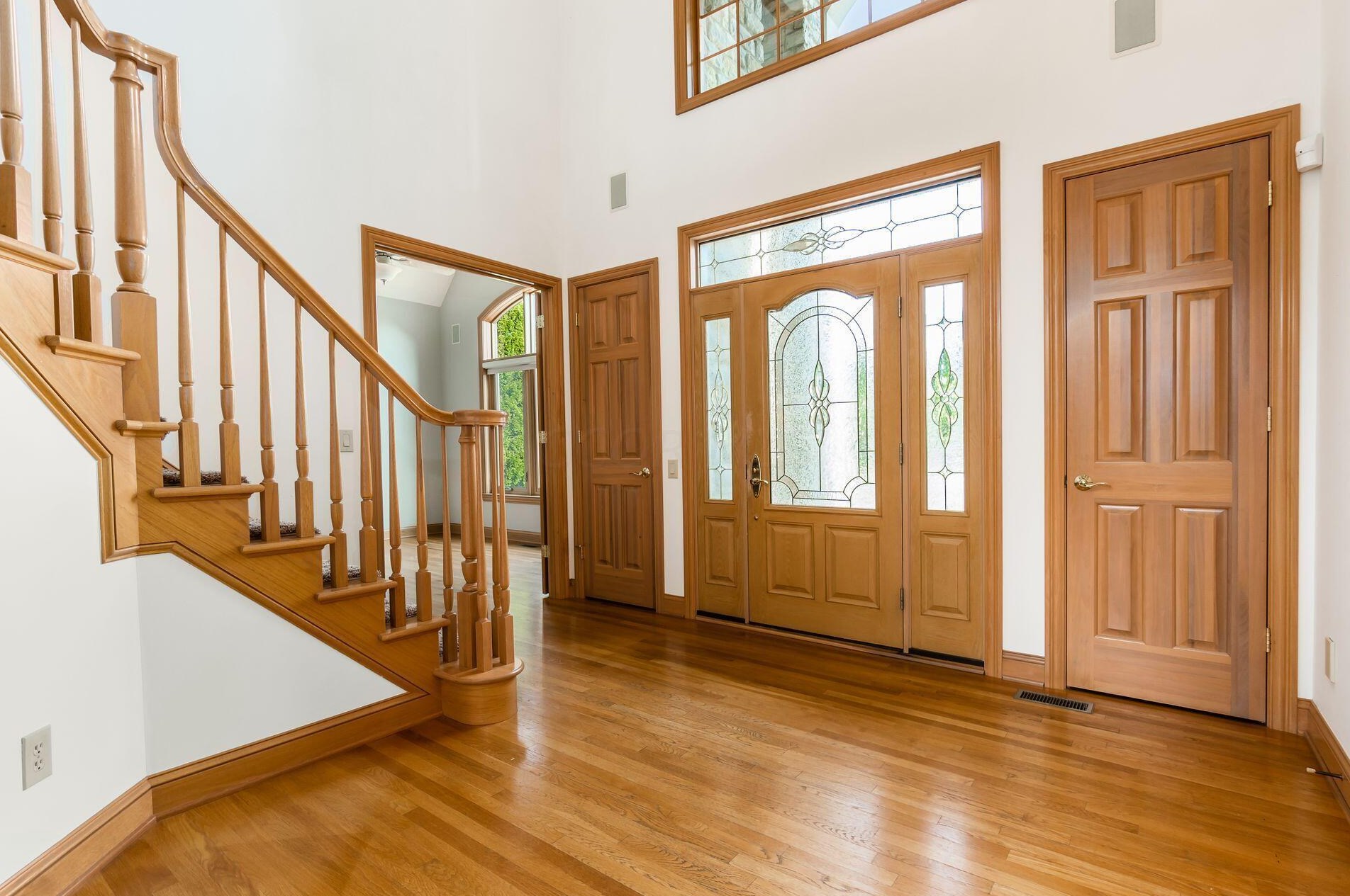 5750 Heritage Lakes Dr, Hilliard, OH 43026