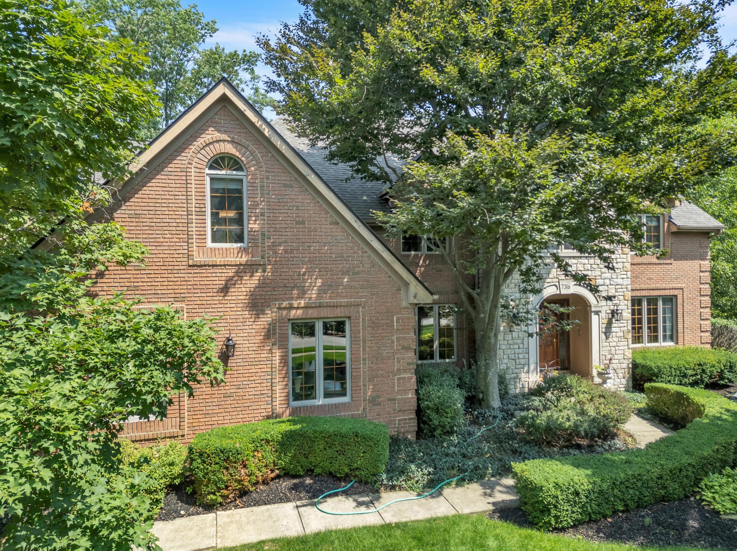 7316 Penneyroyal Pl, Dublin, OH 43017