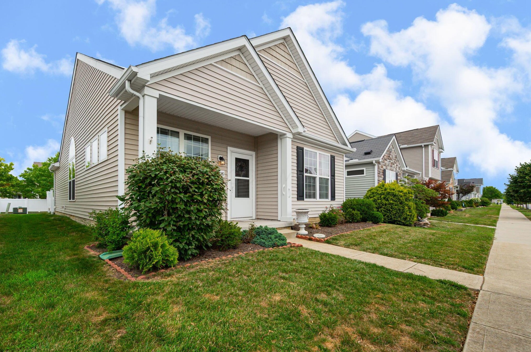 5820 Buckhannon St, Dublin, OH 43016