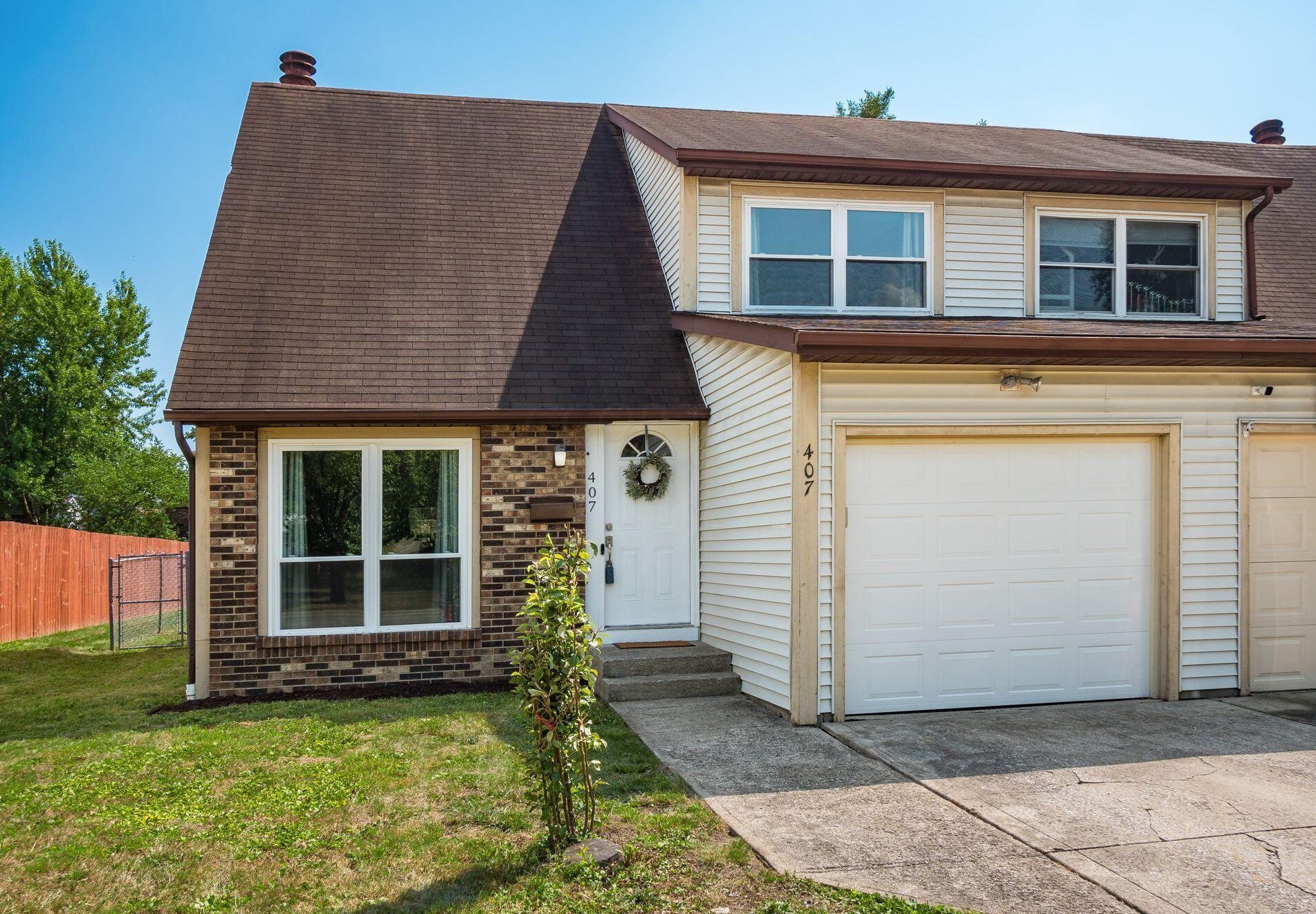 407 Huber Village Blvd, Westerville, OH 43081