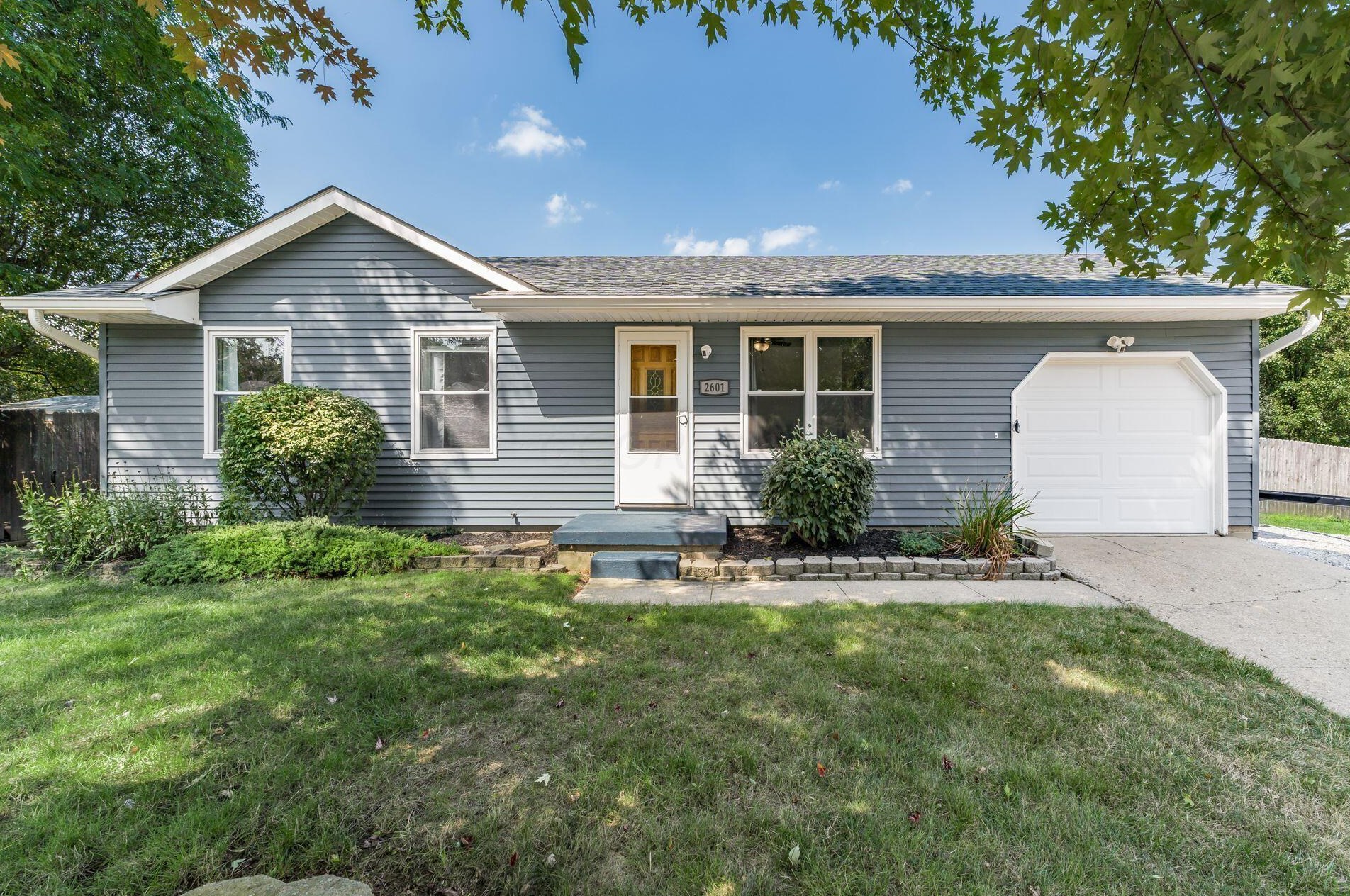 2601 Wittenberg Dr, Lancaster, OH 43130