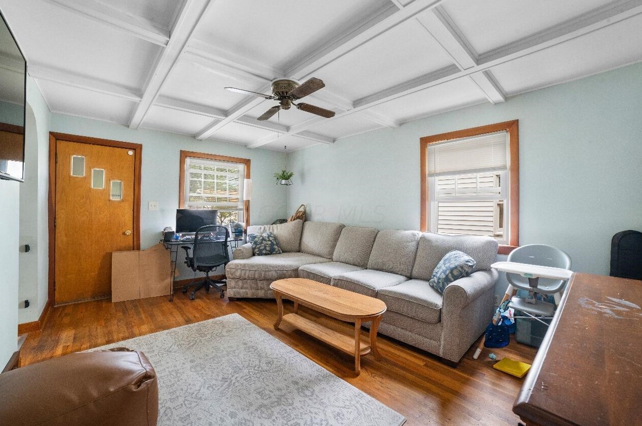 537 E 5th St, Widowville, OH 44805