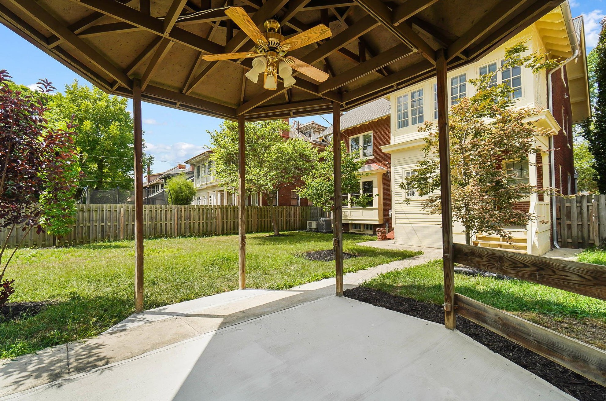 716 Wilson Ave, Columbus OH 43205-2844 exterior