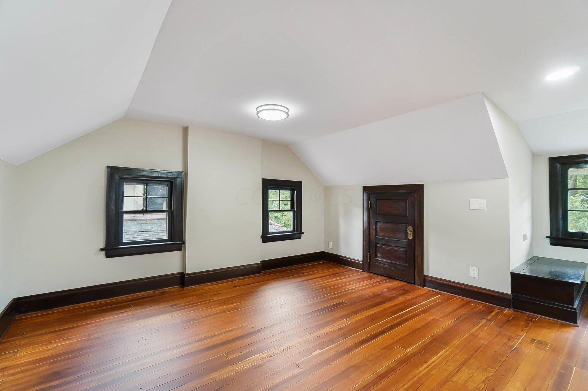 716 Wilson Ave, Columbus OH 43205-2844 exterior